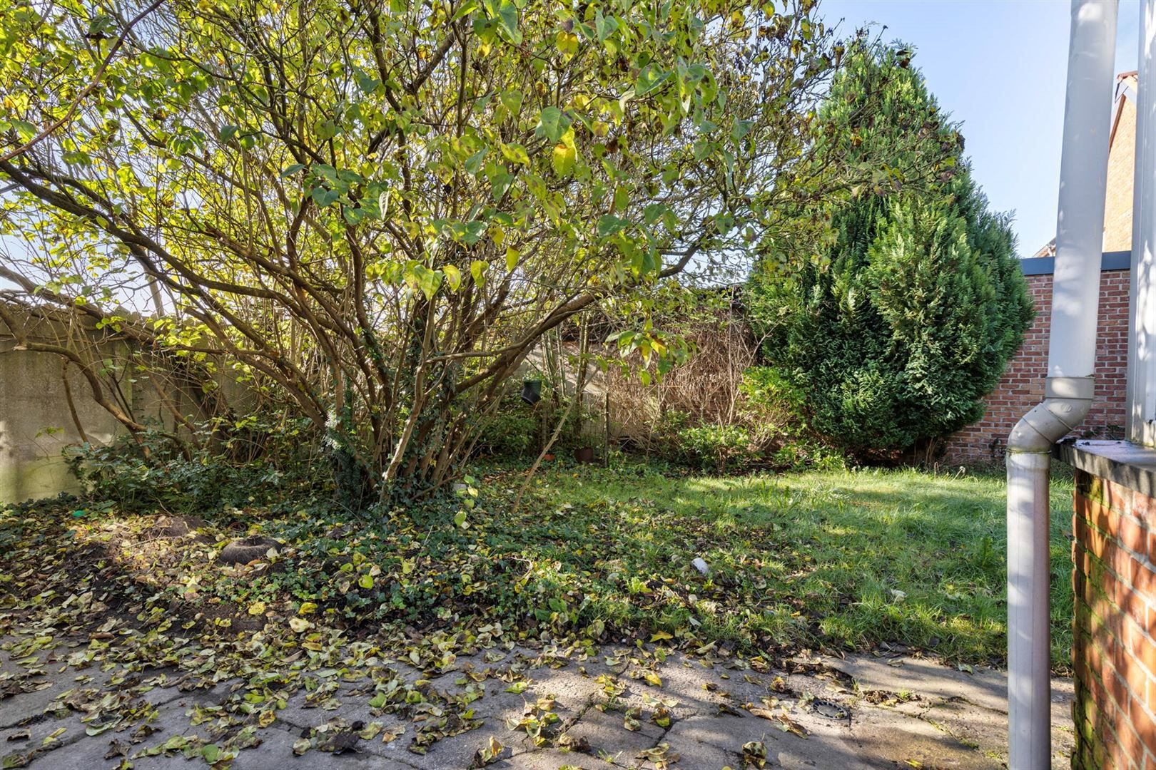 Te renoveren woning in hartje van Nieuwerkerken foto 19