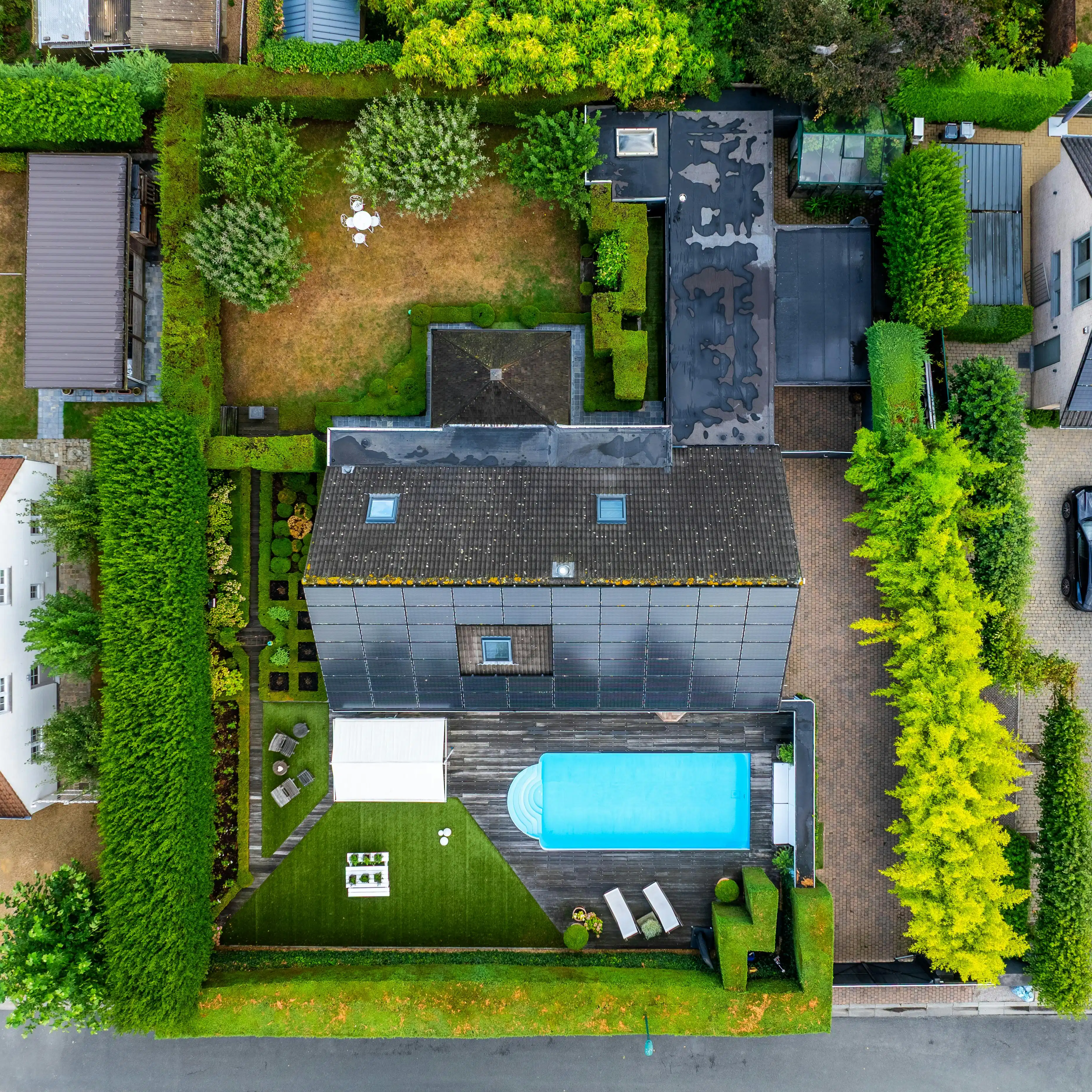 Villa met zwembad te koop in villawijk 't Motje in Roeselare foto 25
