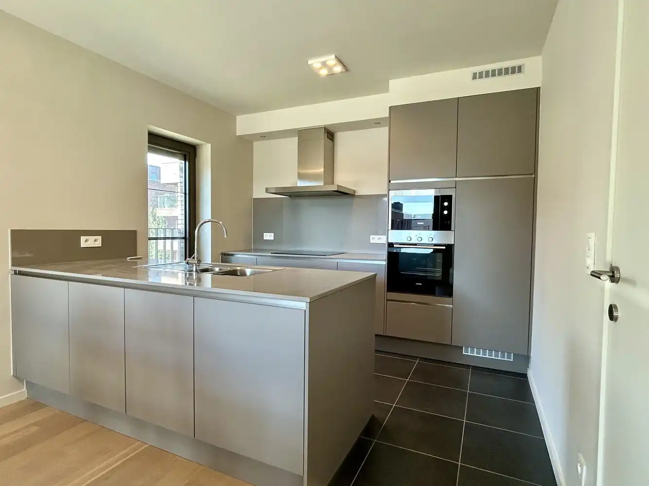 High-end appartement met EPC-label A in het gegeerde Refugehof – centrum Leuven foto 6