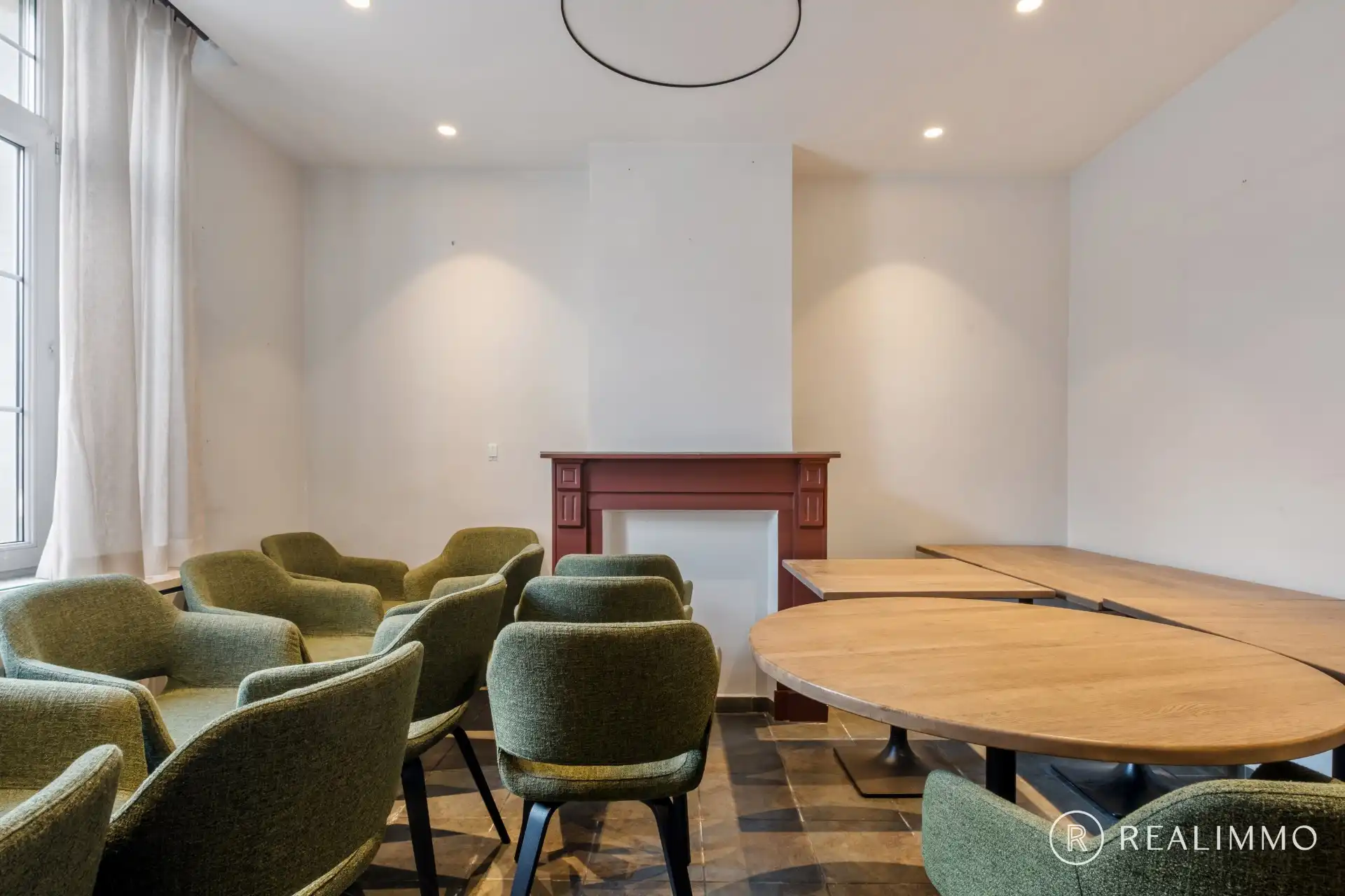 Uniek handelspand met ruim appartement – Gentseweg 556, Waregem (Sint-Eloois-Vijve) foto 4