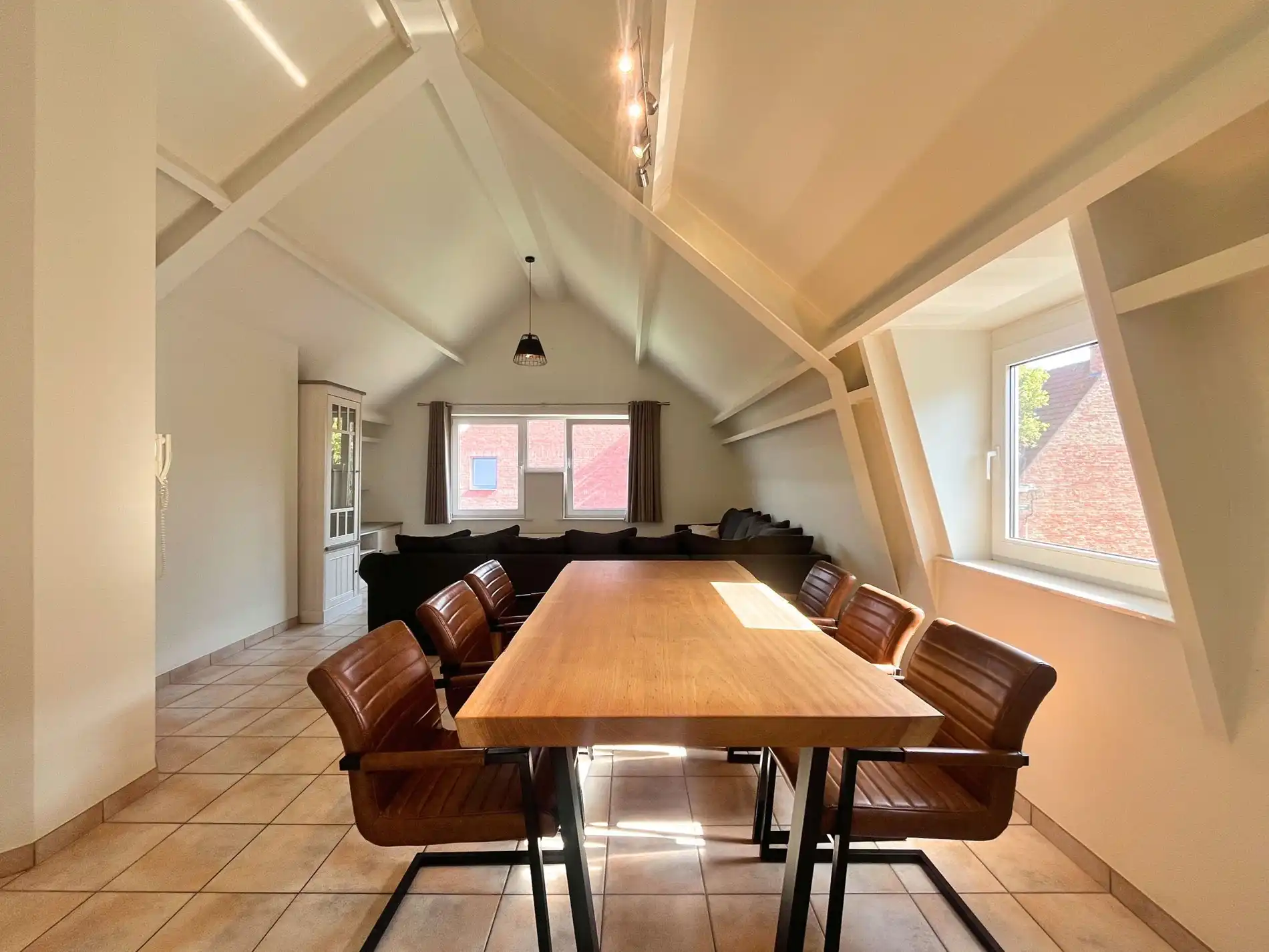 Zeer leuk appartement met 2 kamers te Brugge foto 6