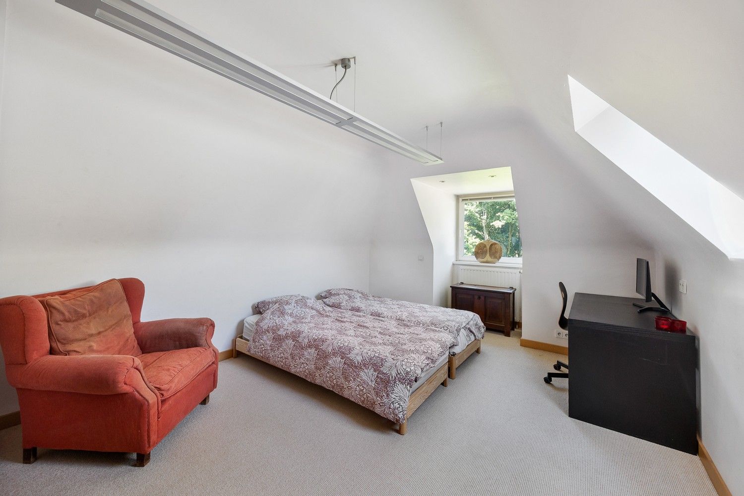 Architecturale rietgedekte villa op 5.717 m² grond foto 24