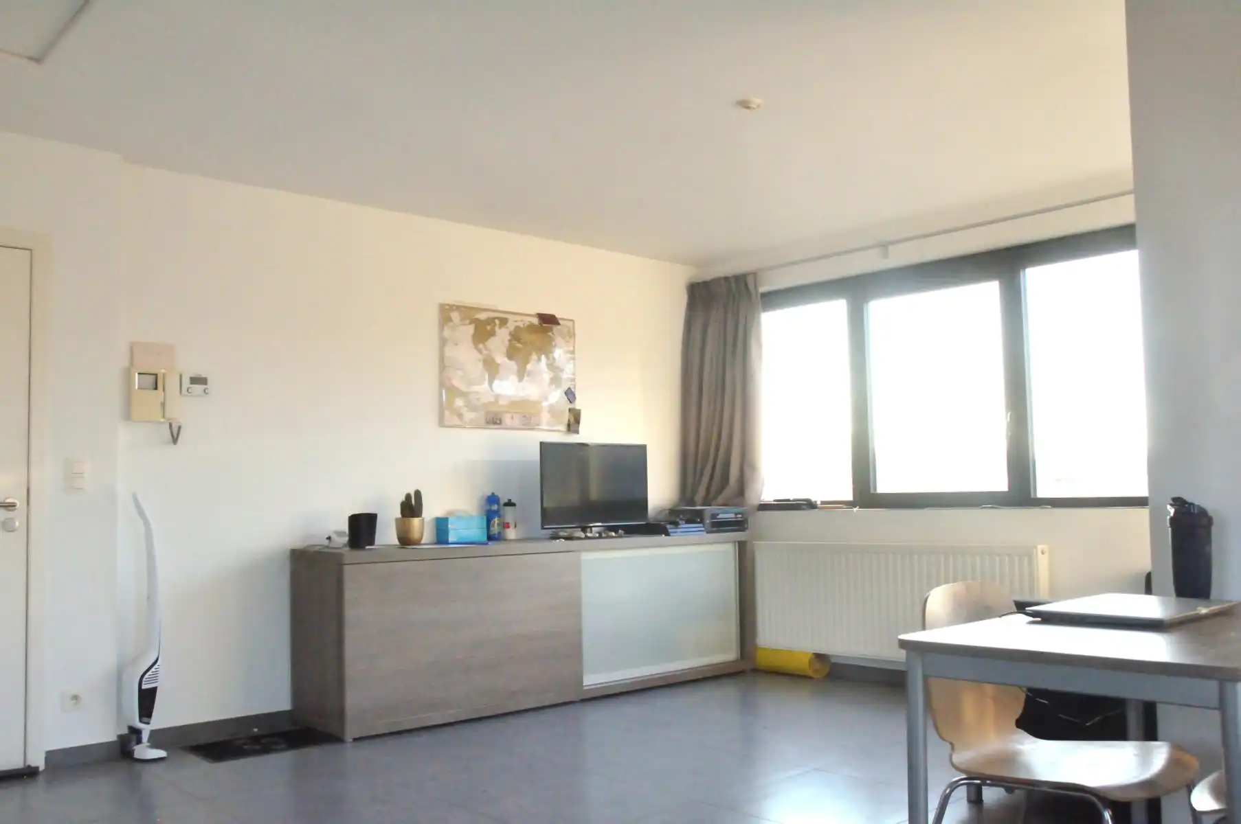 Welgelegen flat met garage en kelder... foto 5