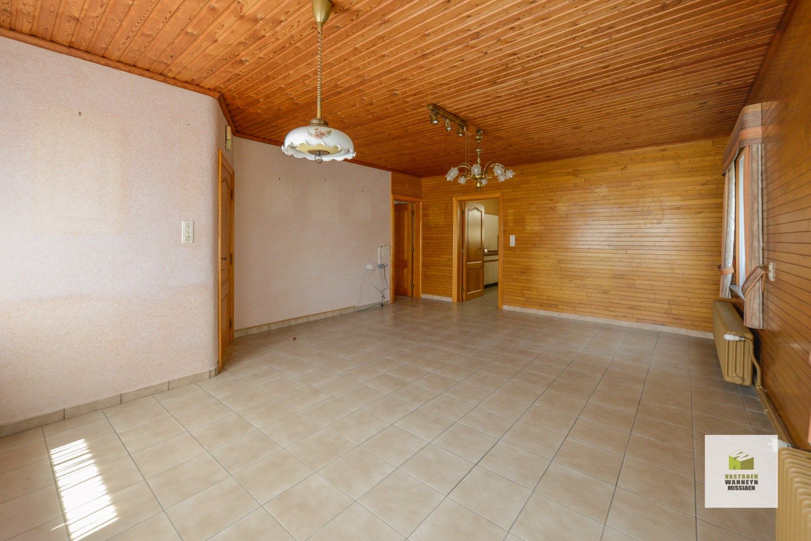 Bungalow met 4 slaapkamers op perceel van 801m2 op centrale ligging te Beernem foto 5