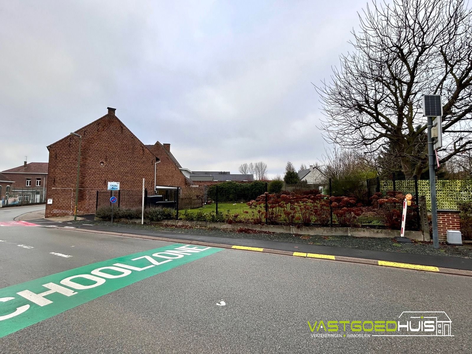 Karaktervolle, halfopen bebouwing met tuin foto 28