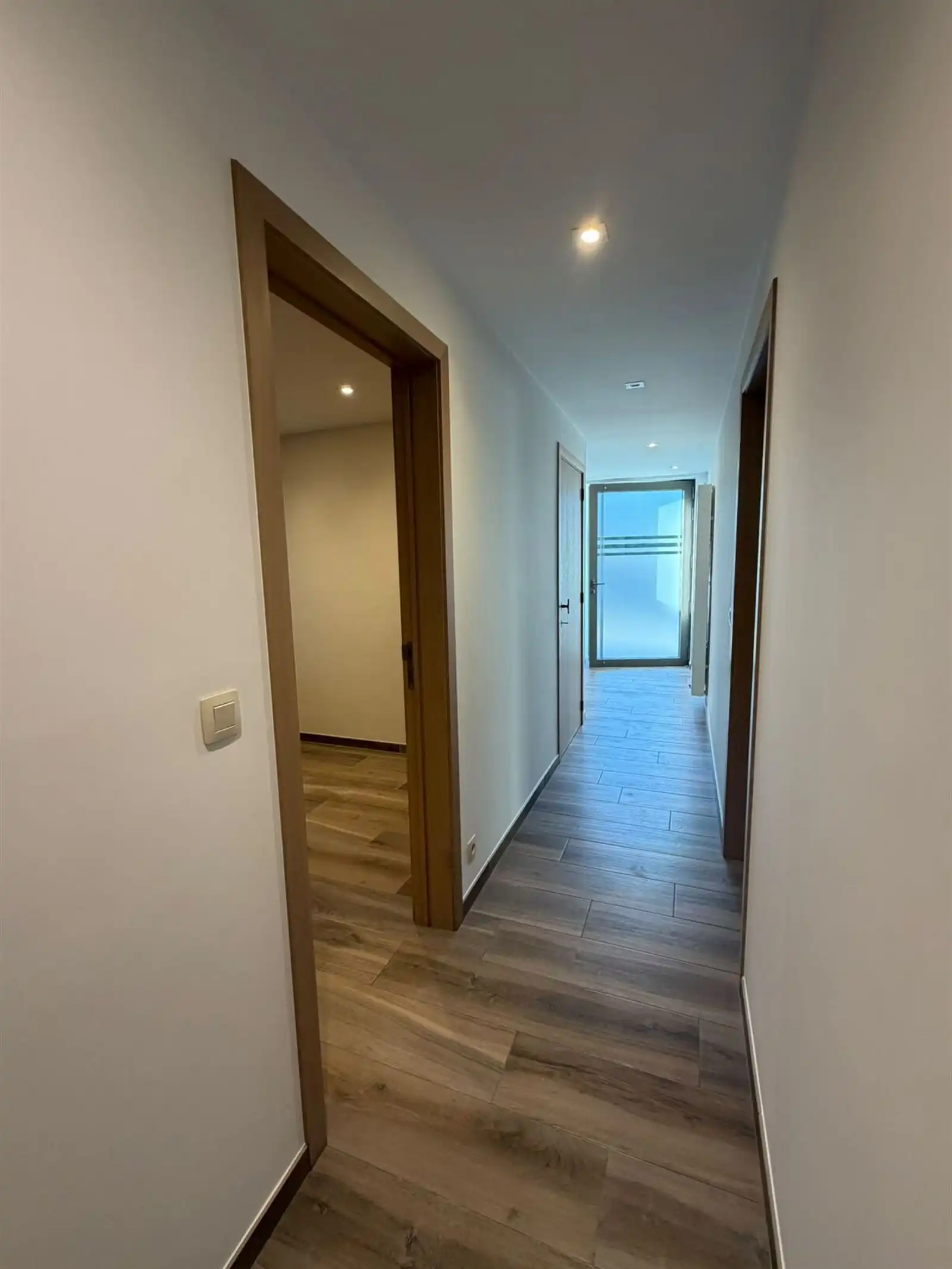 Open bebouwing met twee slaapkamers en 2 ruime terrassen foto 7
