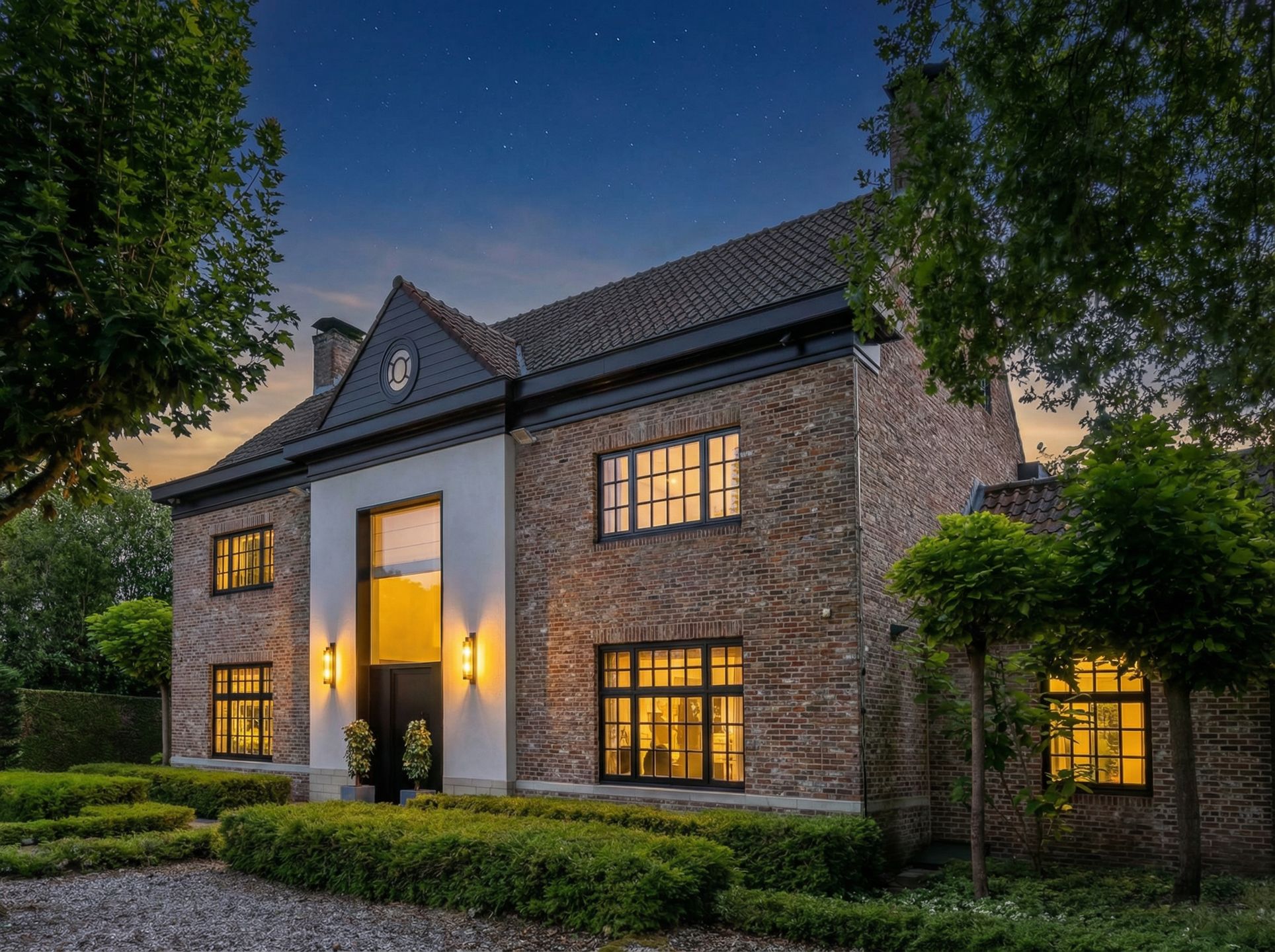 Prestigieuze villa met zwembad op 3.528 m² op toplocatie! foto {{pictureIndex}}