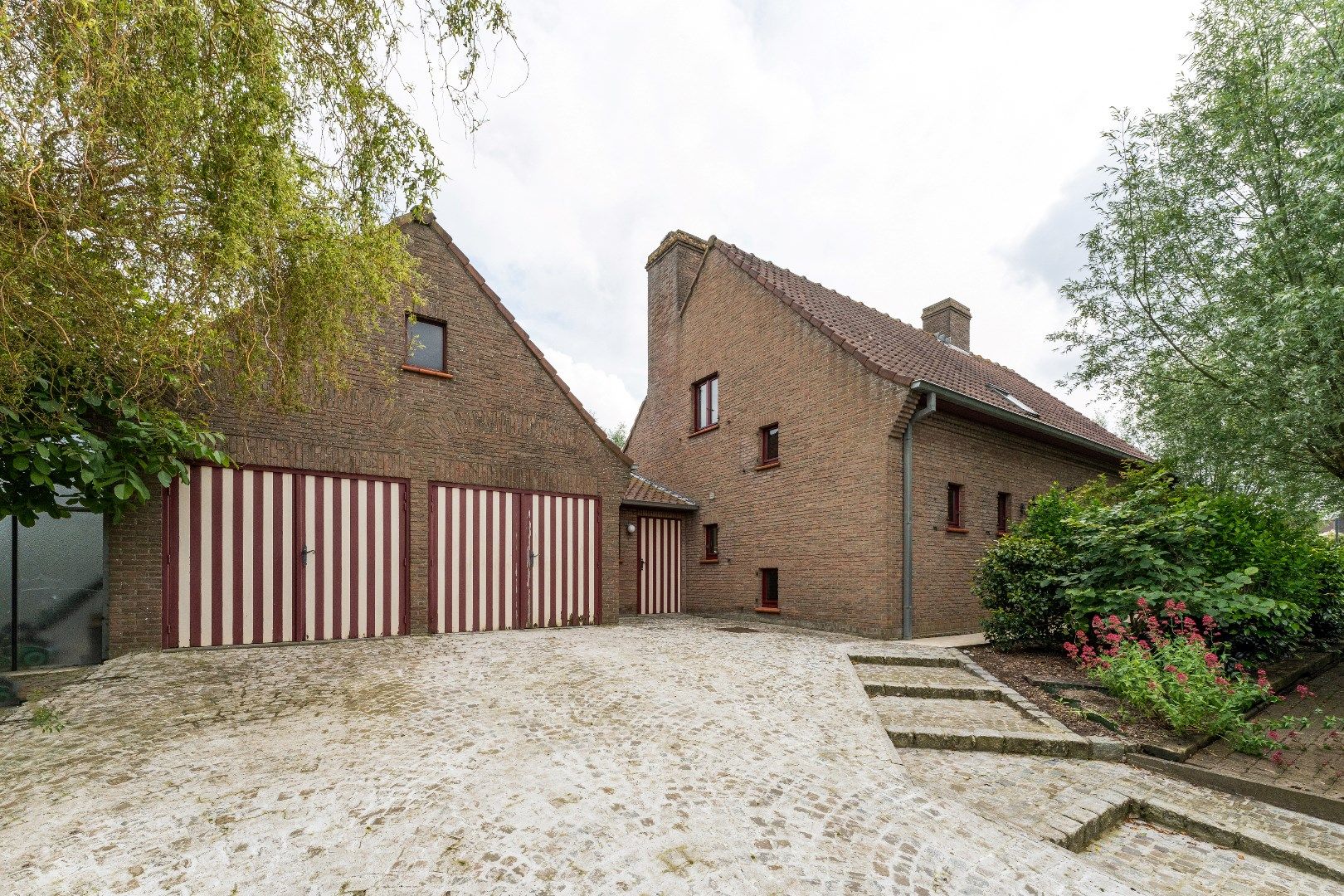 Stijlvolle villa op mooi hoekperceel (751 m²), Torhout foto 7