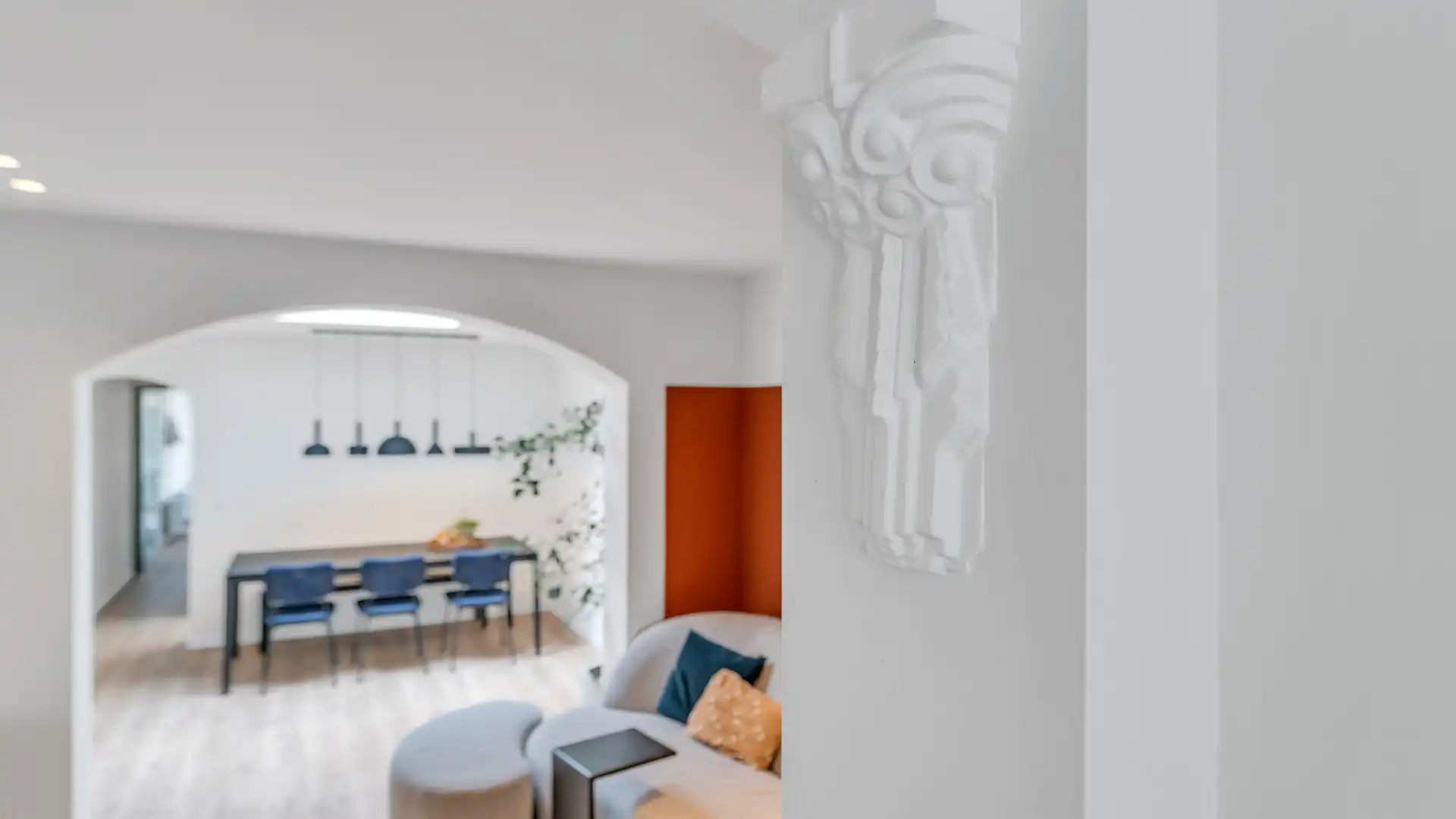 Prachtig herenhuis binnen de grote ring van Hasselt foto 7
