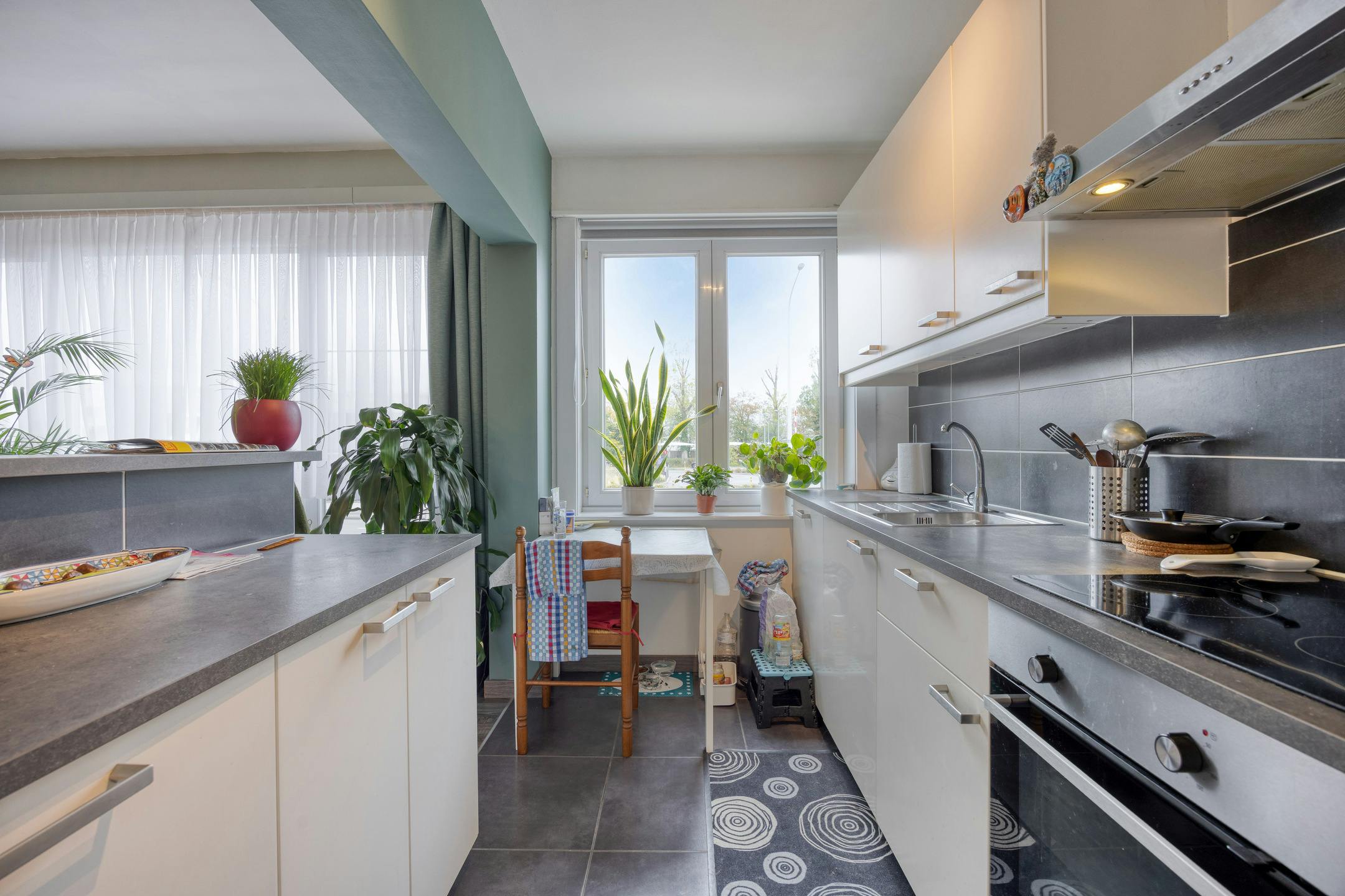 Energiezuinig appartement mét garage te koop in Merksem  foto 9