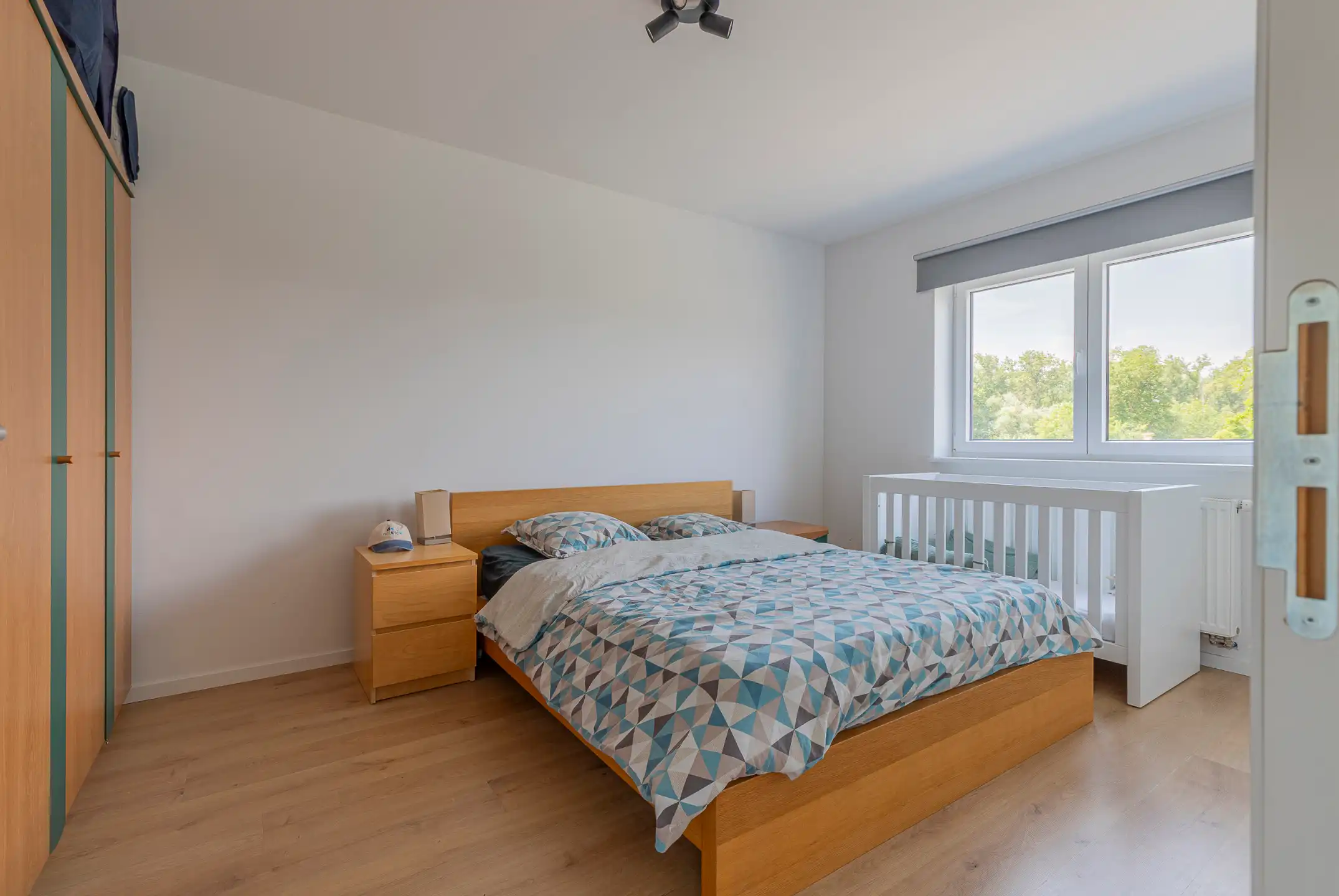 WICHELEN - Recente, perfect instapklare woning met 4 kamers foto 16