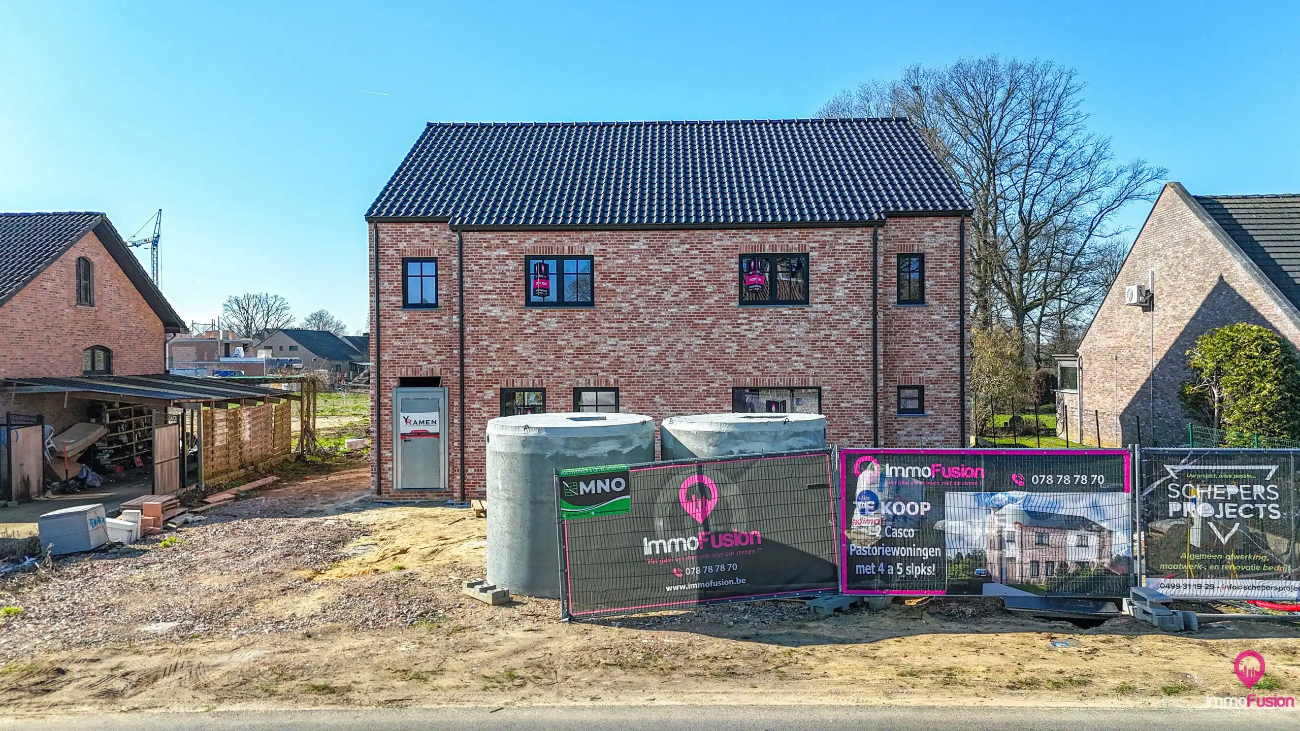 Tijdloze nieuwbouwwoning met 4 slpks + uitzicht op het groen! foto 9