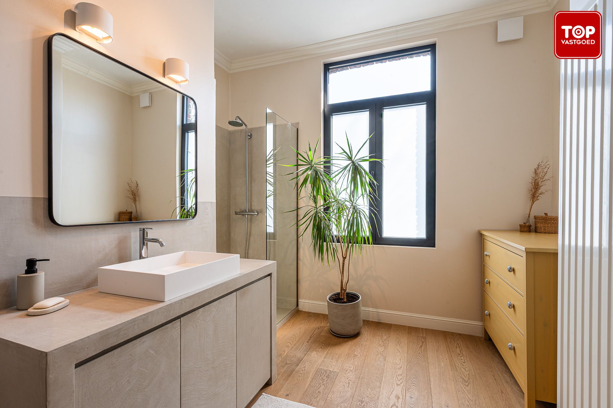 Instapklare en lichtrijke woning met zonnige tuin nabij het centrum van Gent. foto 16