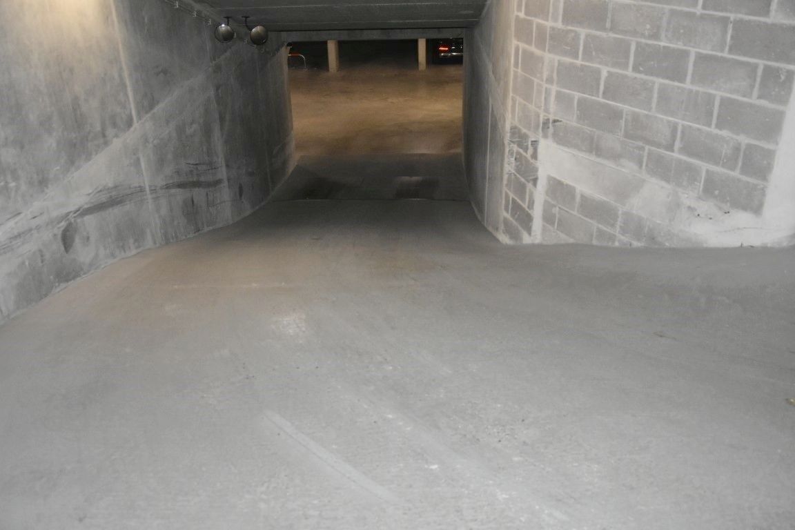 Autostandplaats te huur in het hart van Blankenberge foto 10