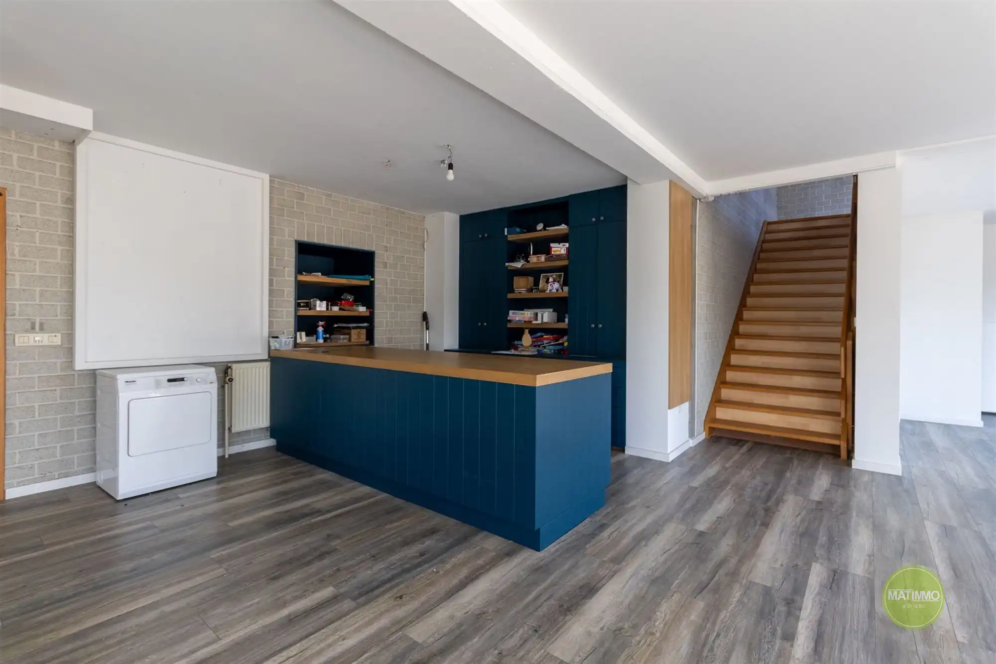 Uniek handelshuis met ruime woonst op toplocatie in Mol  foto 3