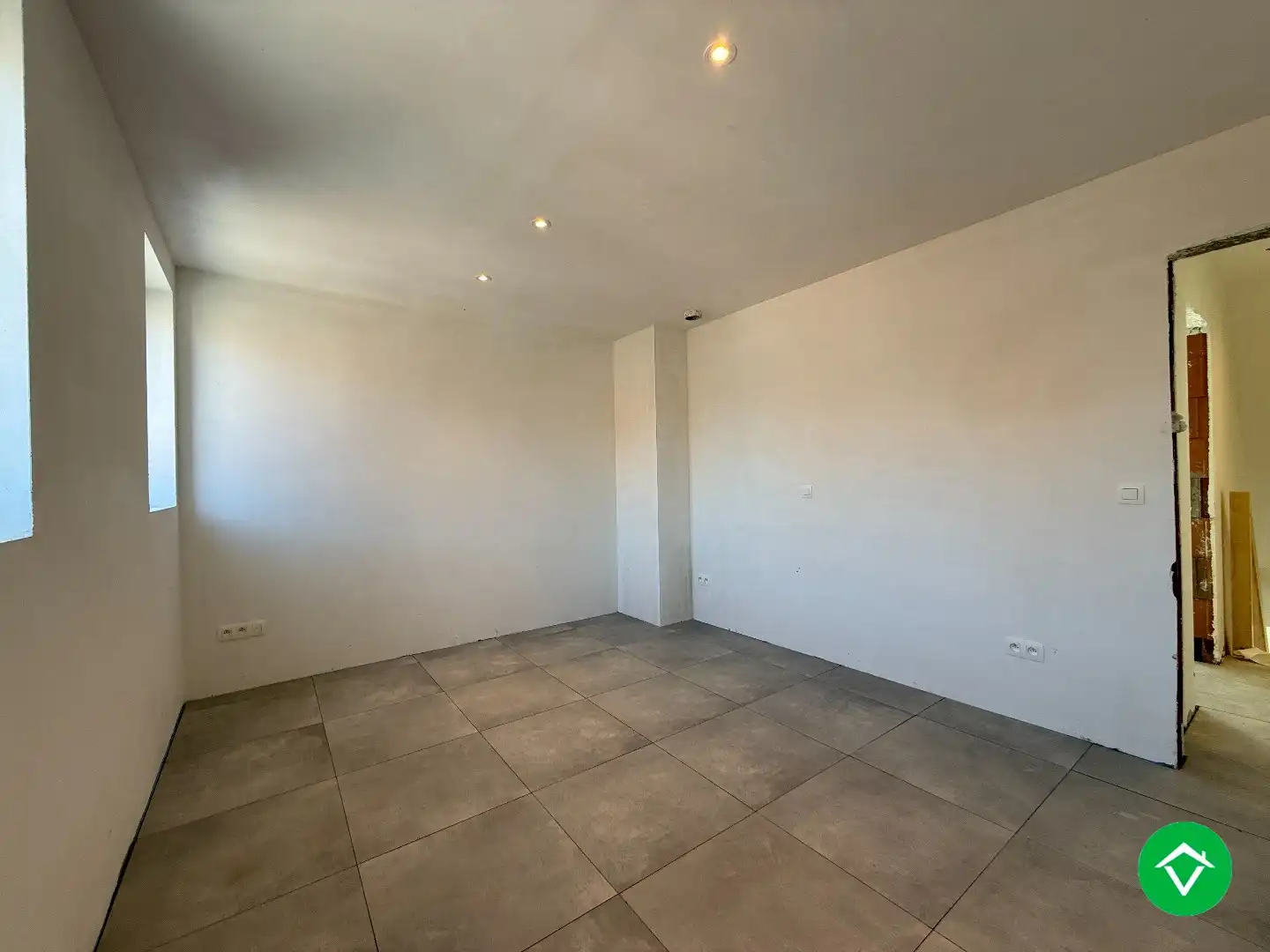 Centraal gelegen nieuwbouwwoning met 3 slaapkamers, tuin en overdekte autostaanplaats foto 16