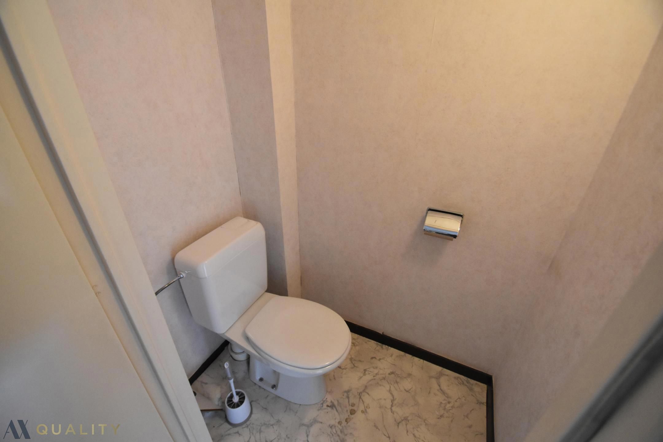 Centraal gelegen 2 slpk-appt (85 m²) met terras! Mogl. tot huren van een garage foto 13