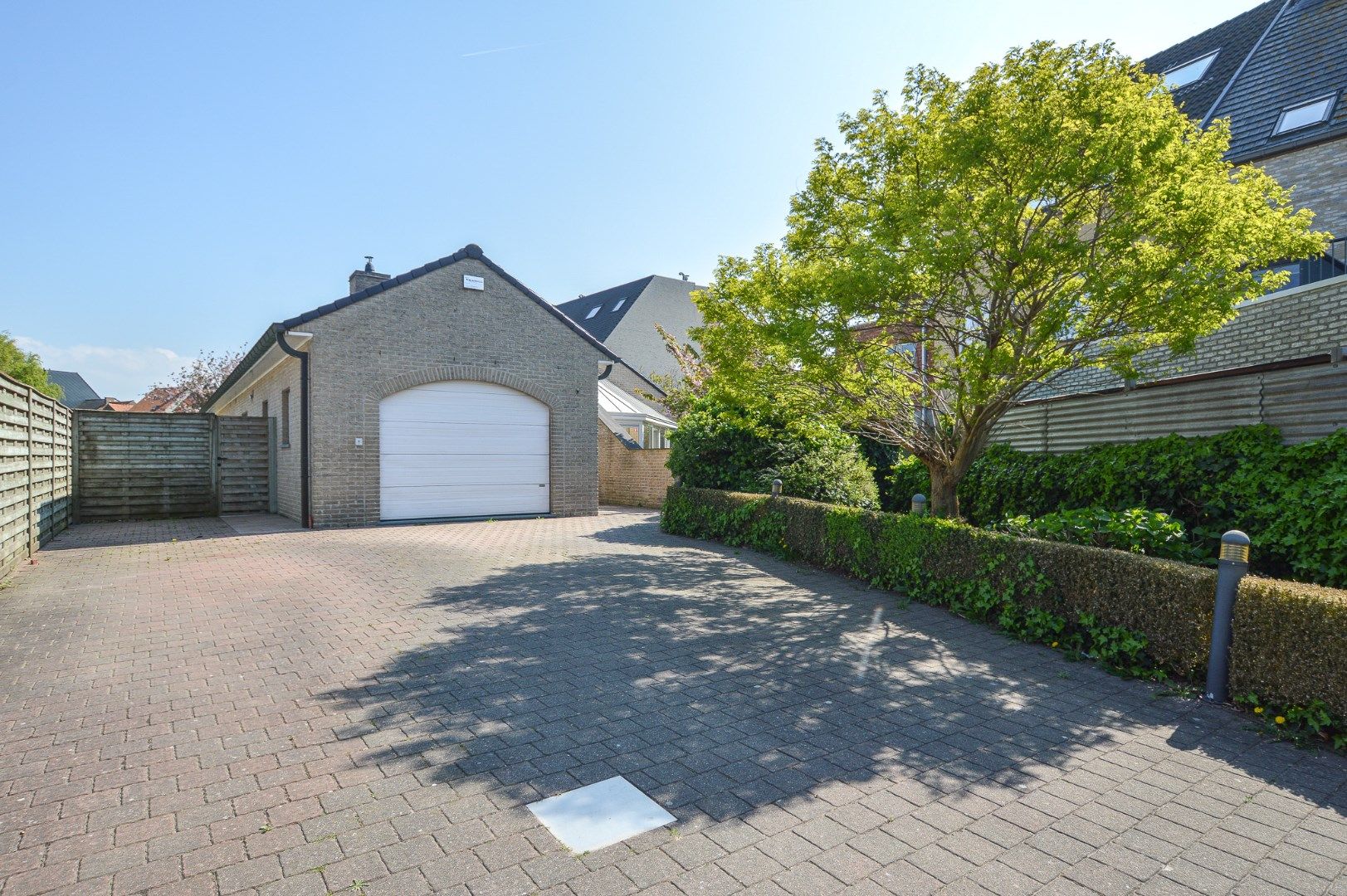Ruime villa te huur in Oudenburg – ideaal voor kangoeroewonen! foto {{pictureIndex}}