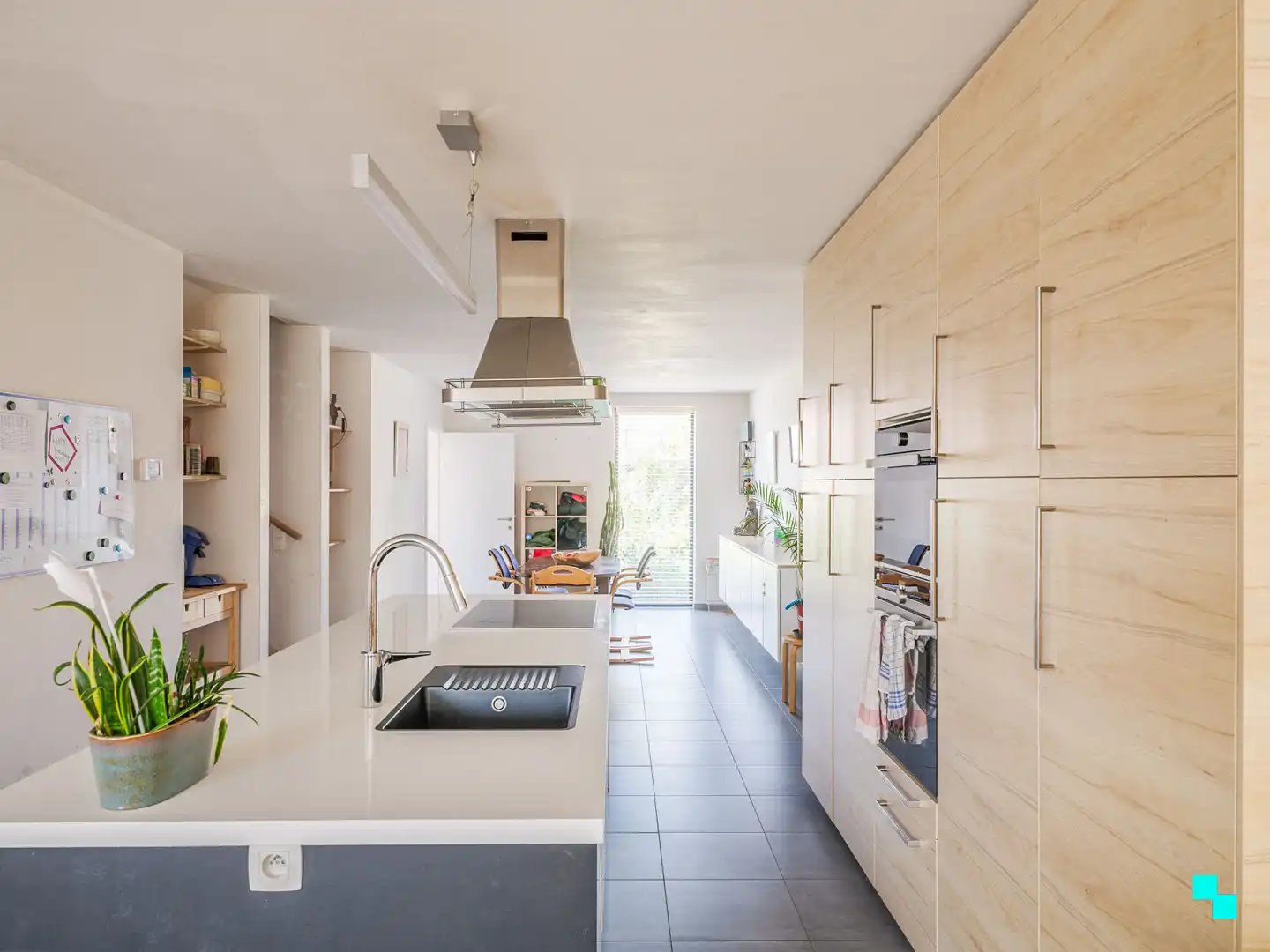 Nieuwbouw op woonerf met vijf slaapkamers te Zwijnaarde foto 3