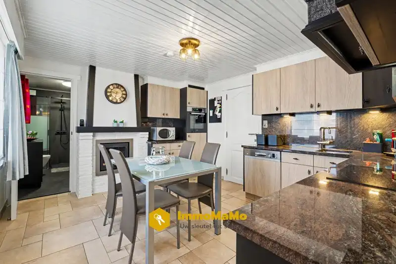 INSTAPKLARE WONING, CENTRAAL GELEGEN IN WACHTEBEKE - TE KOOP foto 11