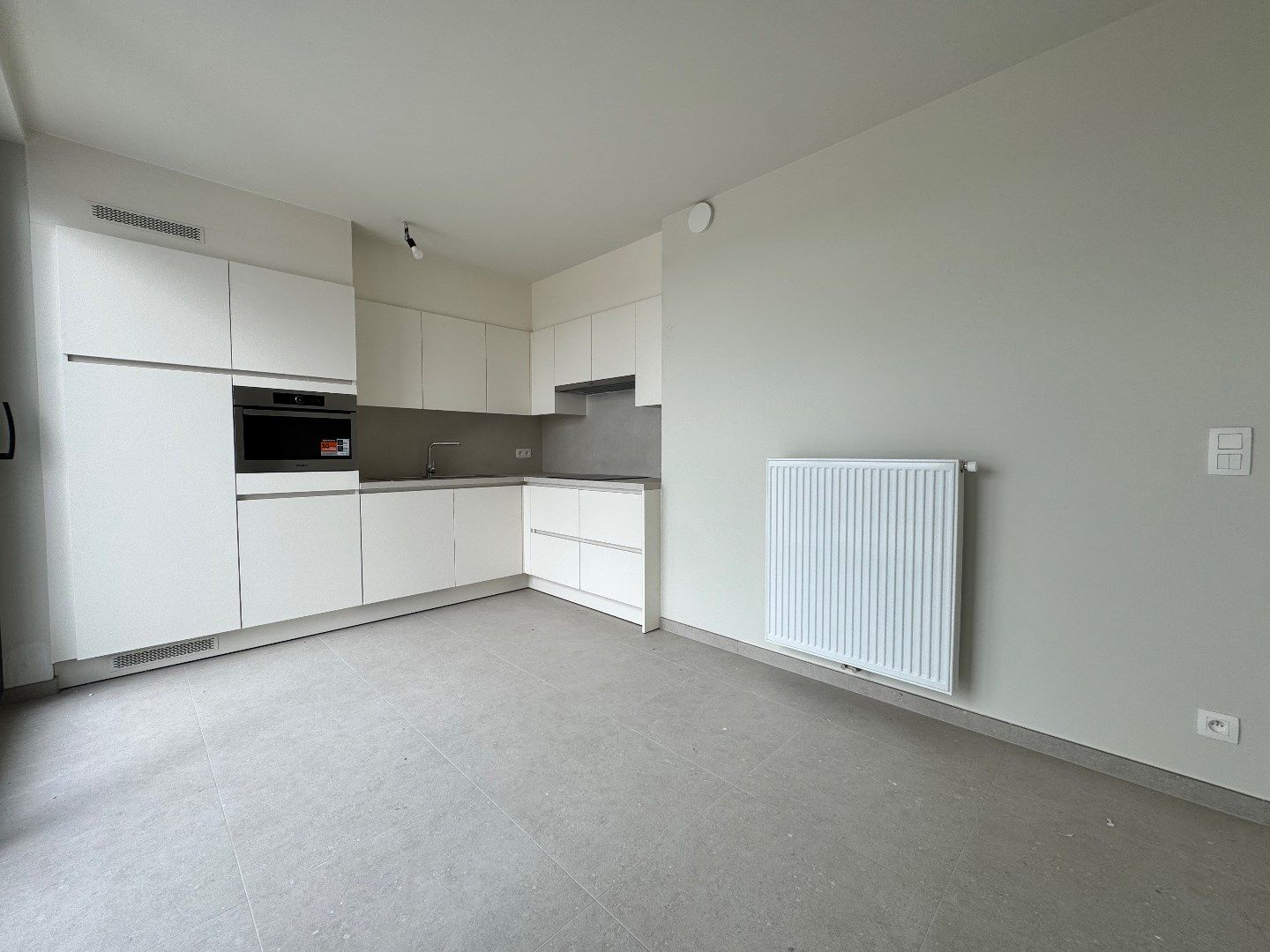 Uniek nieuwbouw appartement met 2 slaapkamers en veel zonlicht te Eernegem foto 7