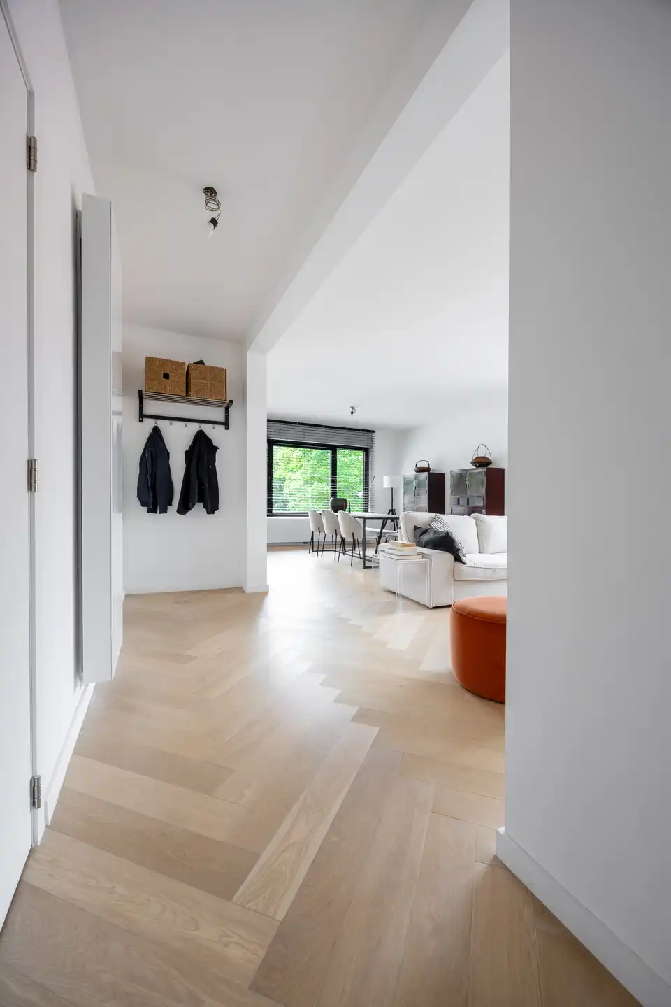 Luxueus gerenoveerd appartement in het gegeerde Brasschaat foto 15