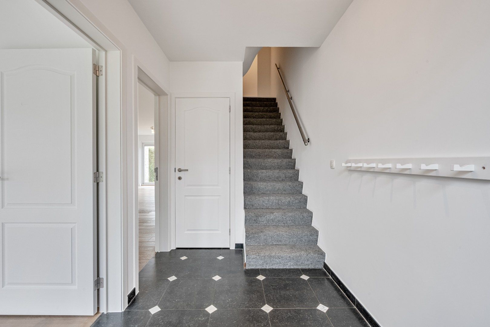 Ruime woning met tuin in centrum Machelen  foto 3