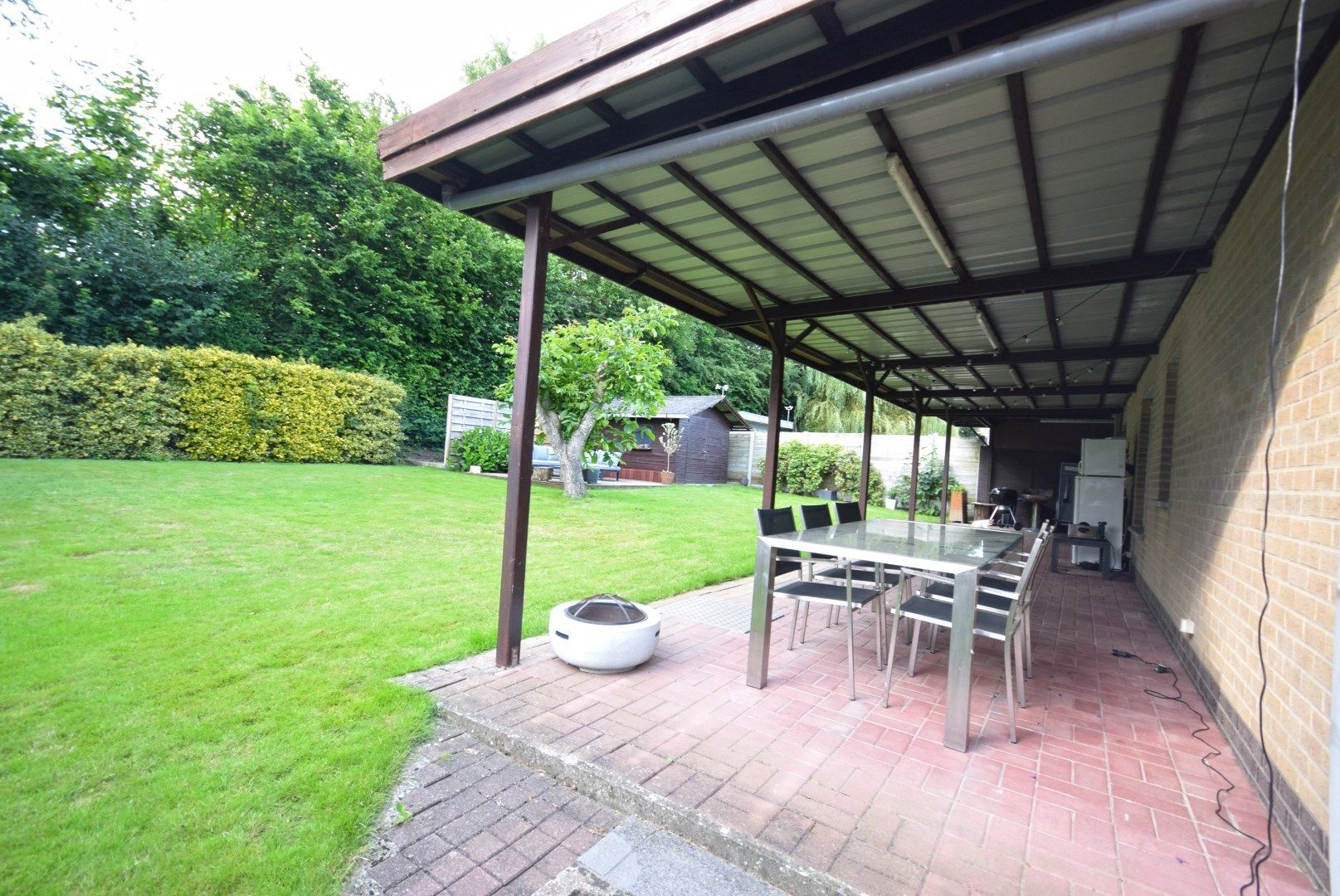 RUIME WONING MET 3 SLAAPKAMERS EN TUIN foto 11