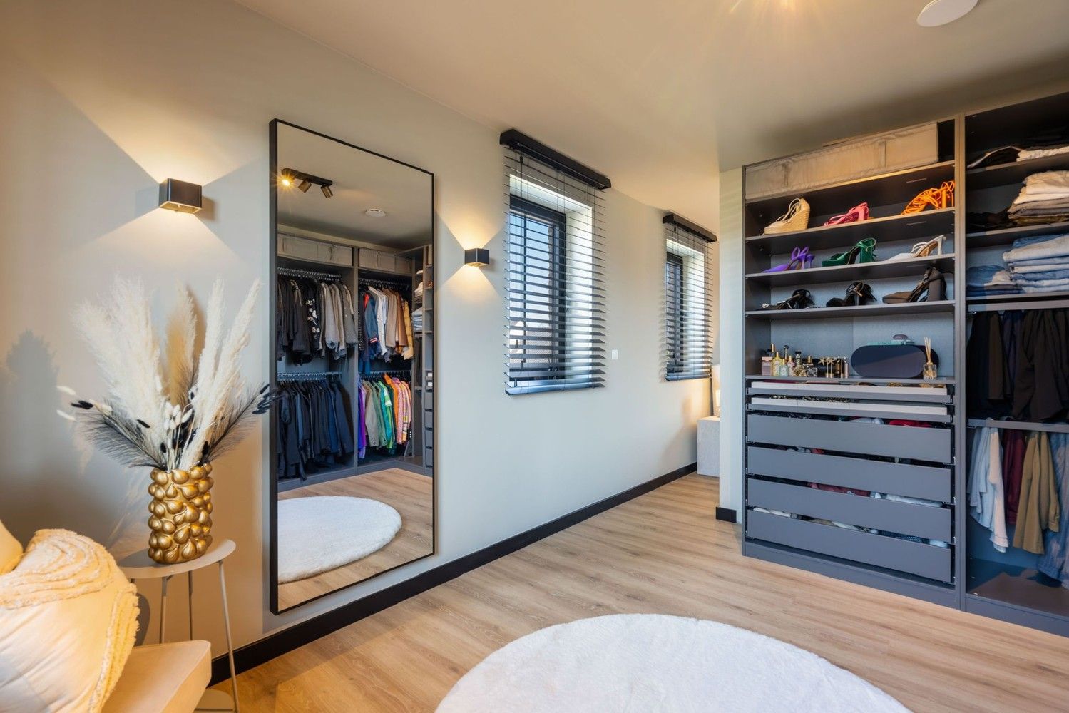 Prachtig luxueuze villa met hoogwaardige materialen in een doodlopende straat te Achel foto 24