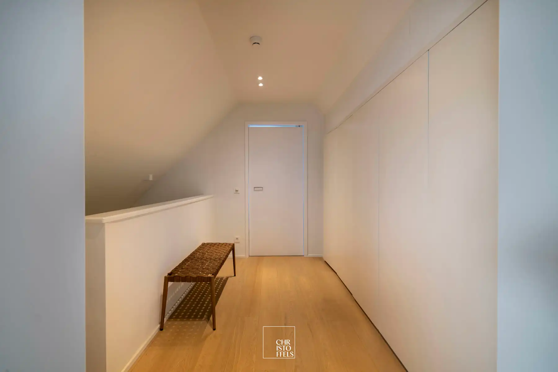 Luxe afgewerkte stadswoning (235m²) in domein Oud Rekem foto 14