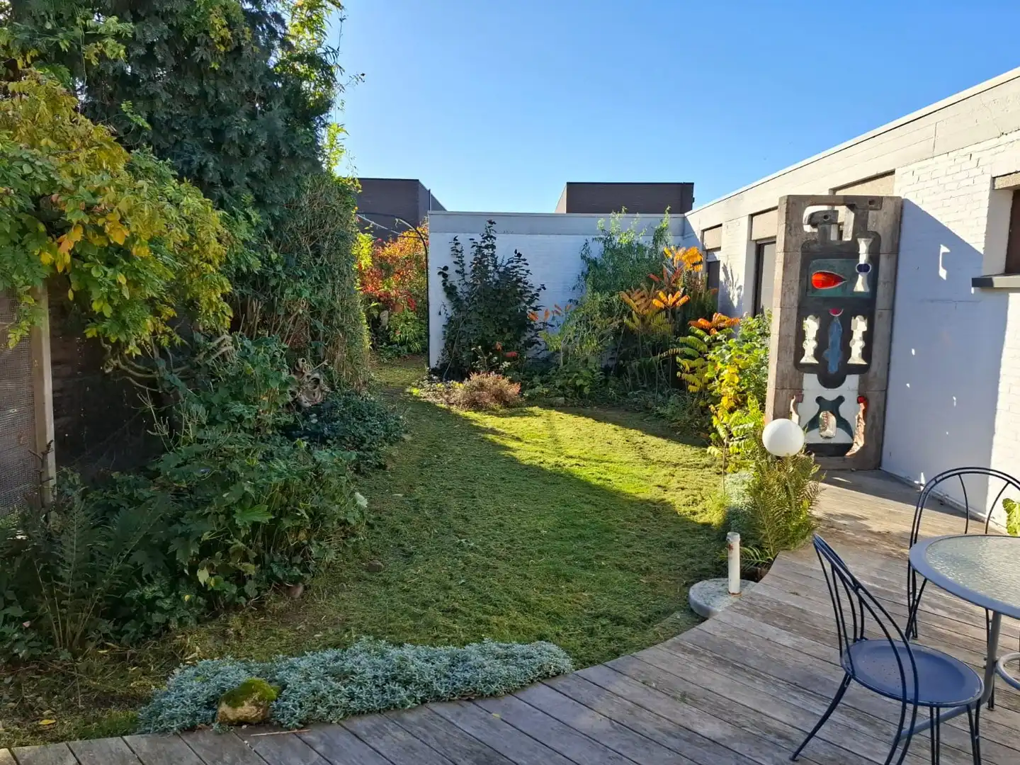 Organische architecten- en kunstenaarswoning foto 17