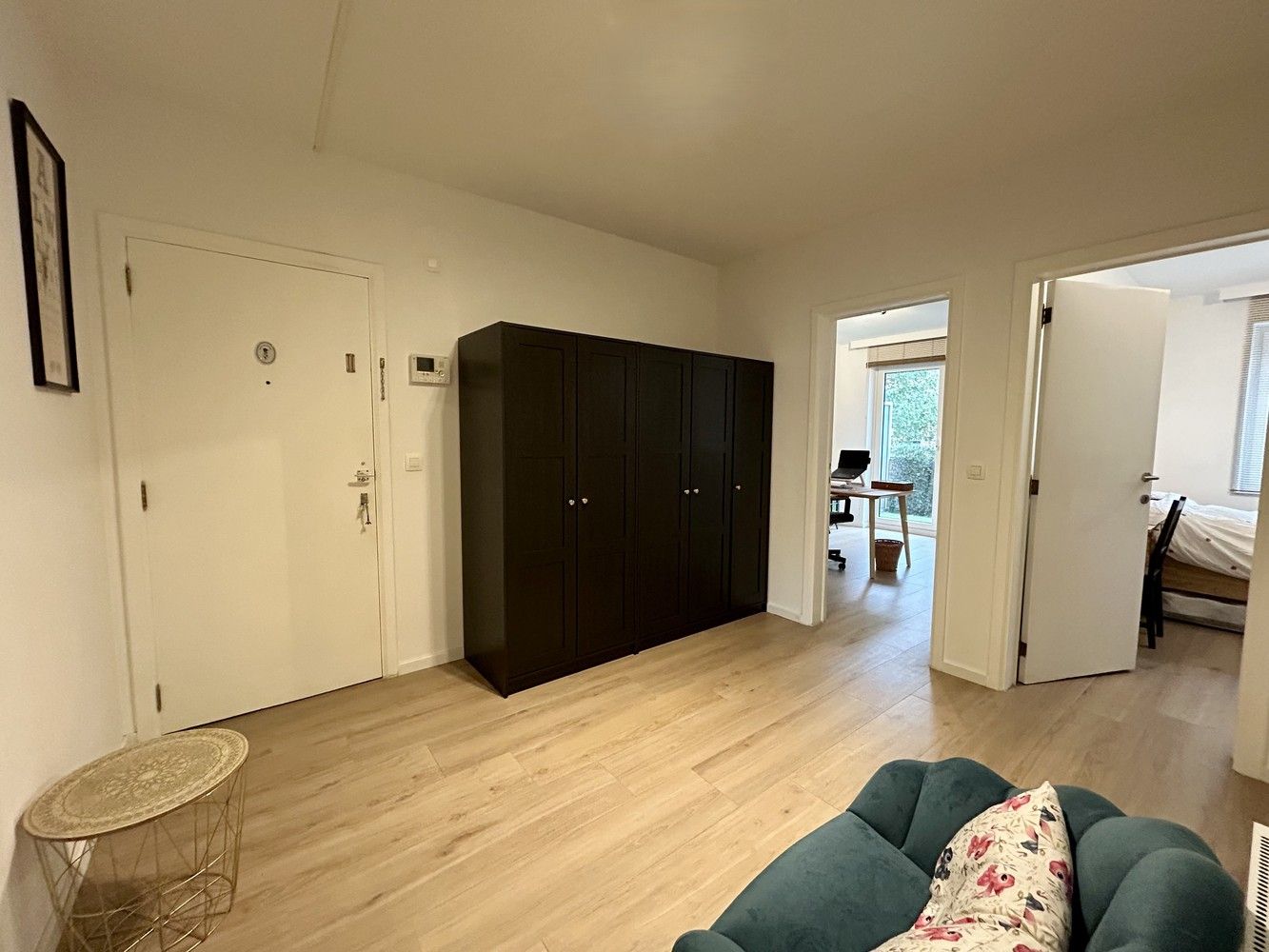 Instapklaar en modern afgewerkt 3-slaapkamerappartement met terras in hartje Leuven foto 12