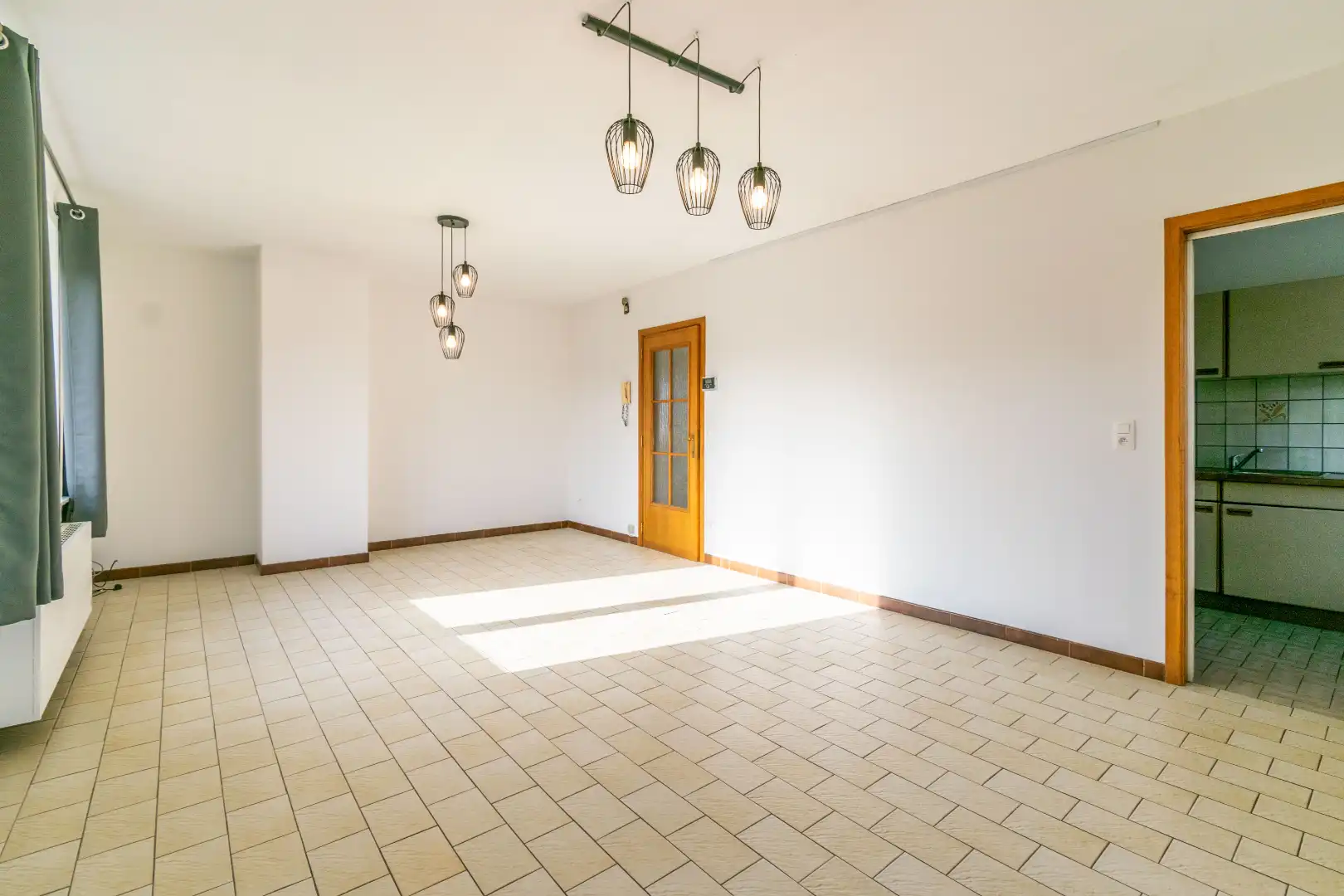 Een goed gelegen appartement te Halle! foto 3