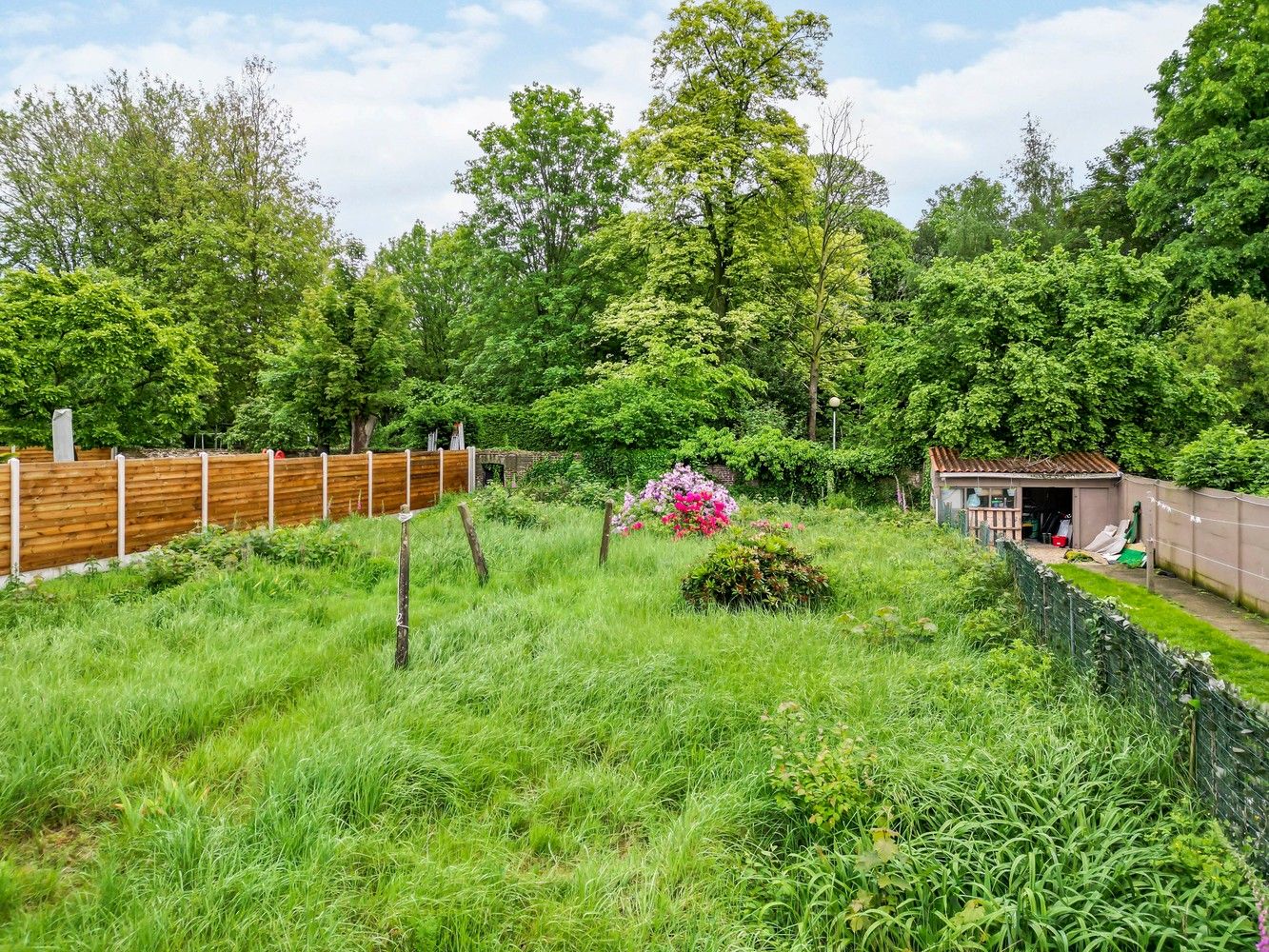 Totaal renovatie/ te slopen woning in het hartje van Eeklo foto 6