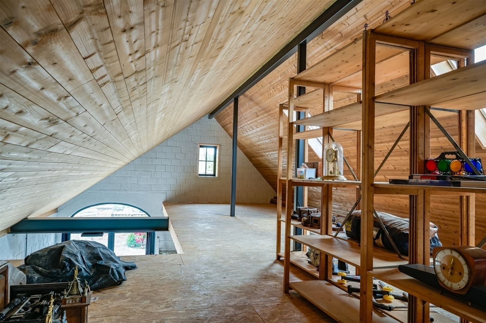 Exclusief landhuis met multifunctioneel bijgebouw foto 23