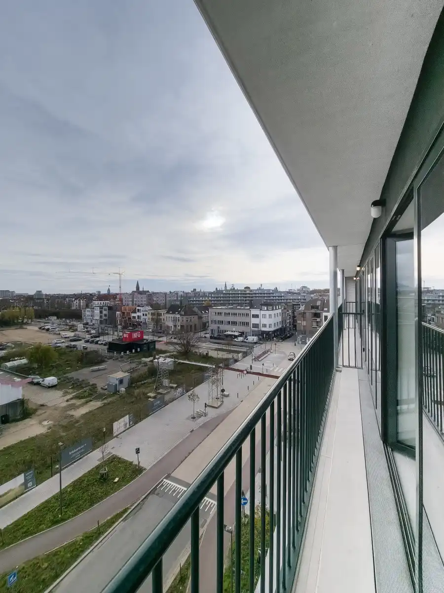 Lichtrijk nieuwbouwappartement met 2 slaapkamers en terras foto 7