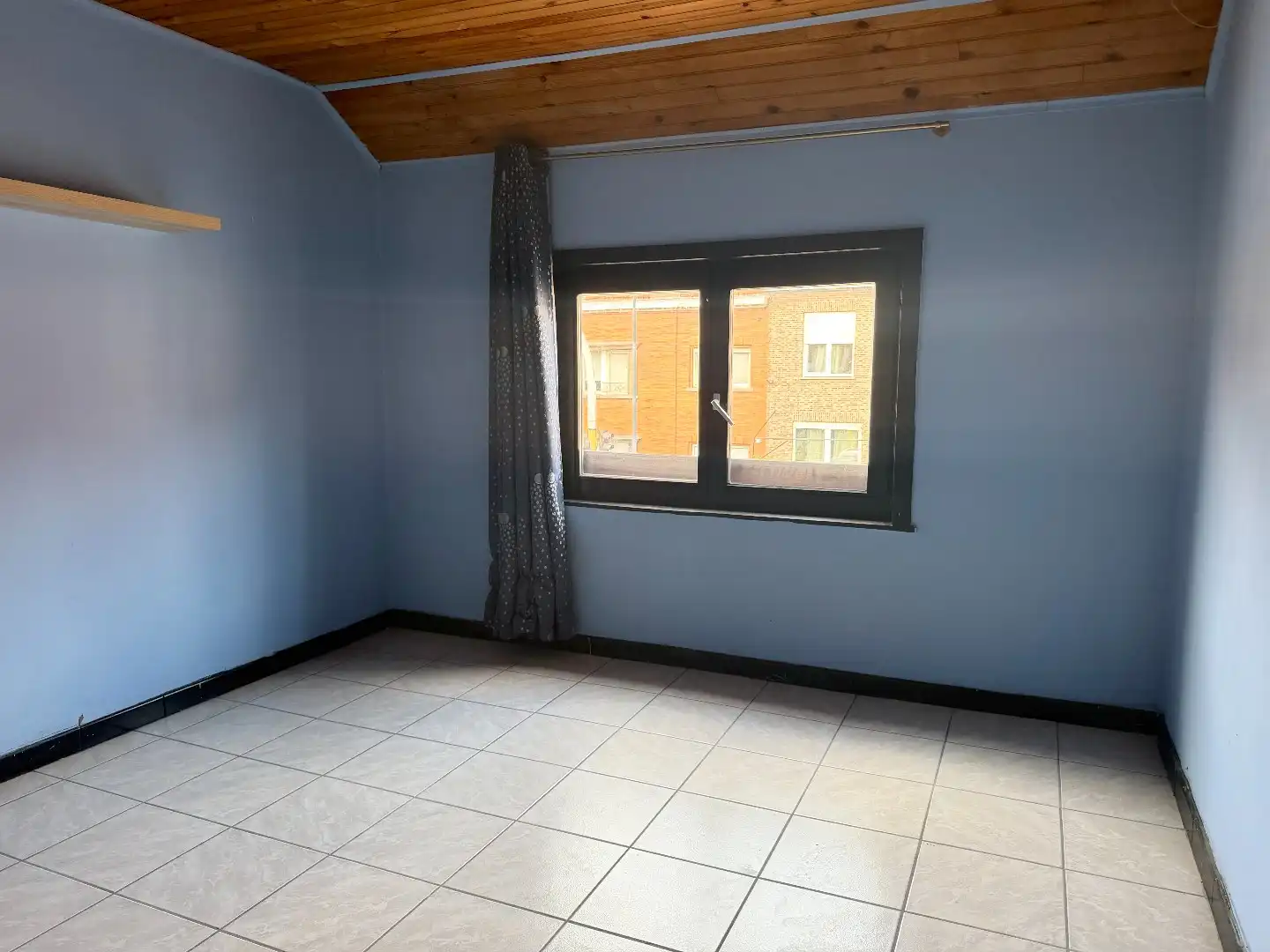 Rijwoning met garage te koop te Harelbeke foto 10