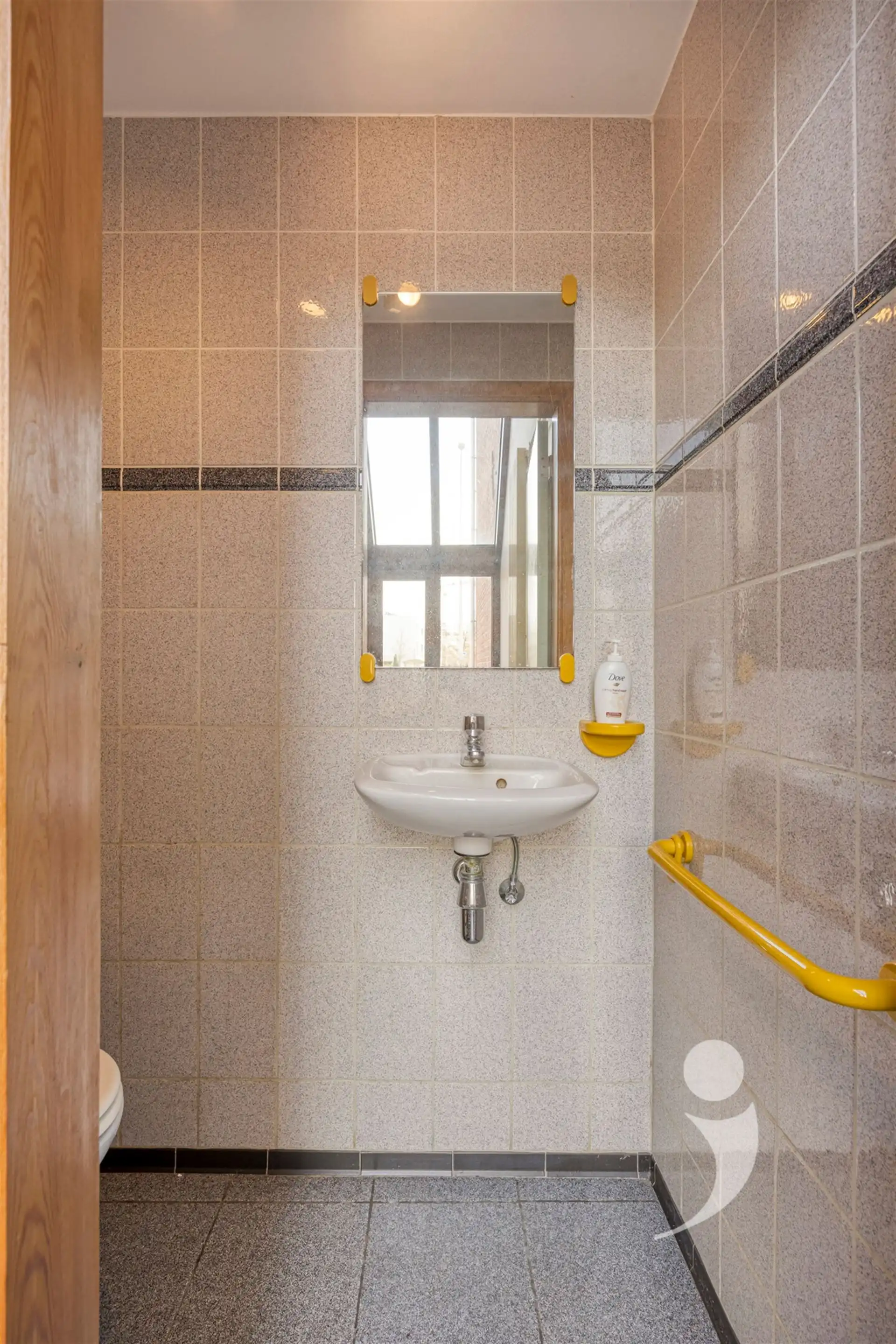 Karaktervolle architectenwoning met zonnige tuin van 10 are foto 32