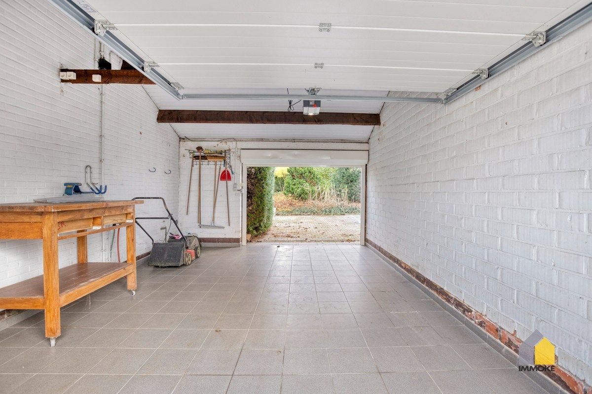 Vrijstaande, statige woning op 7 a 82 ca met 3 slpk en mooie tuin. foto 27