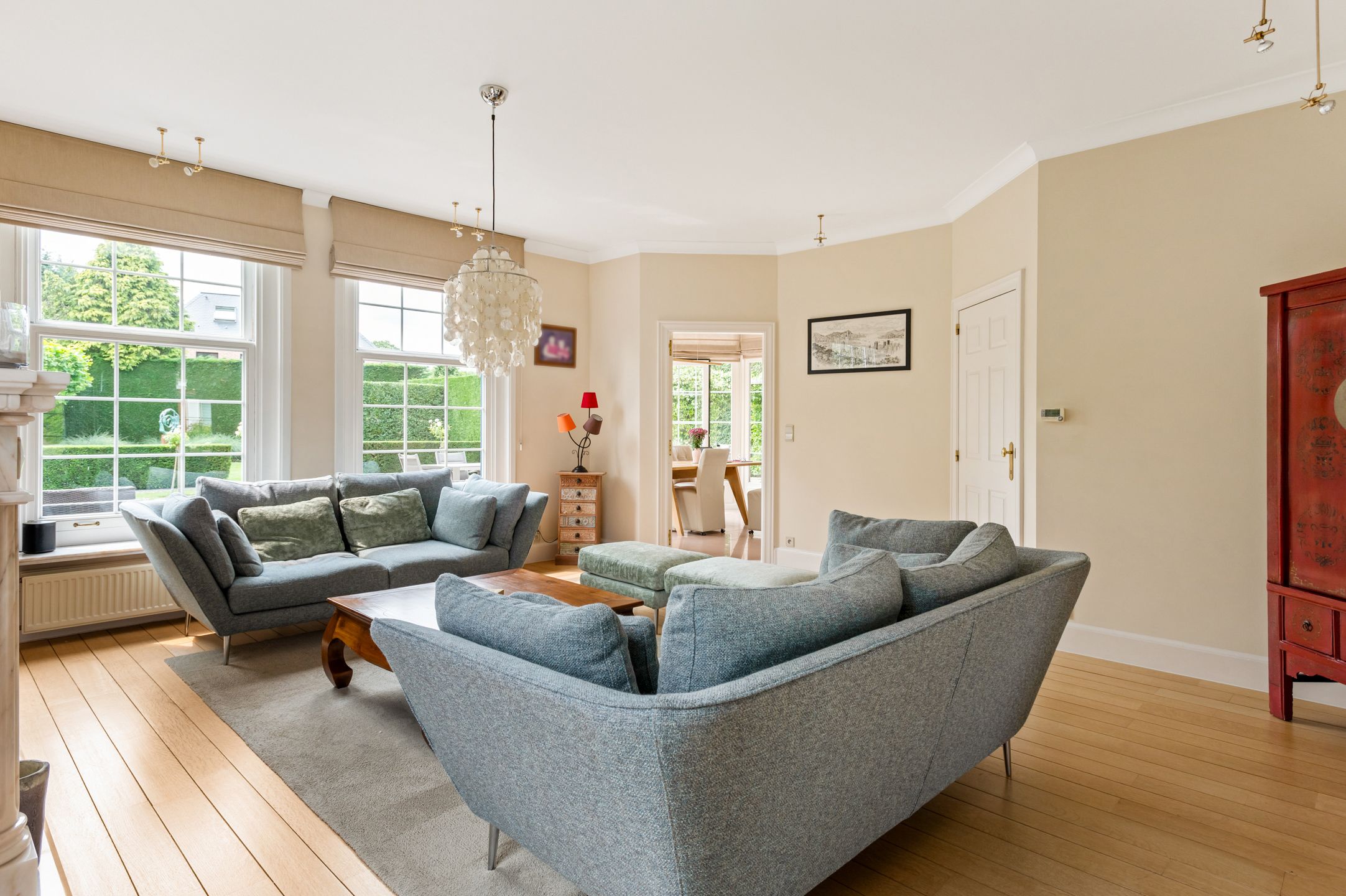 Heel ruime vrijstaande woning op schitterend perceel foto 9
