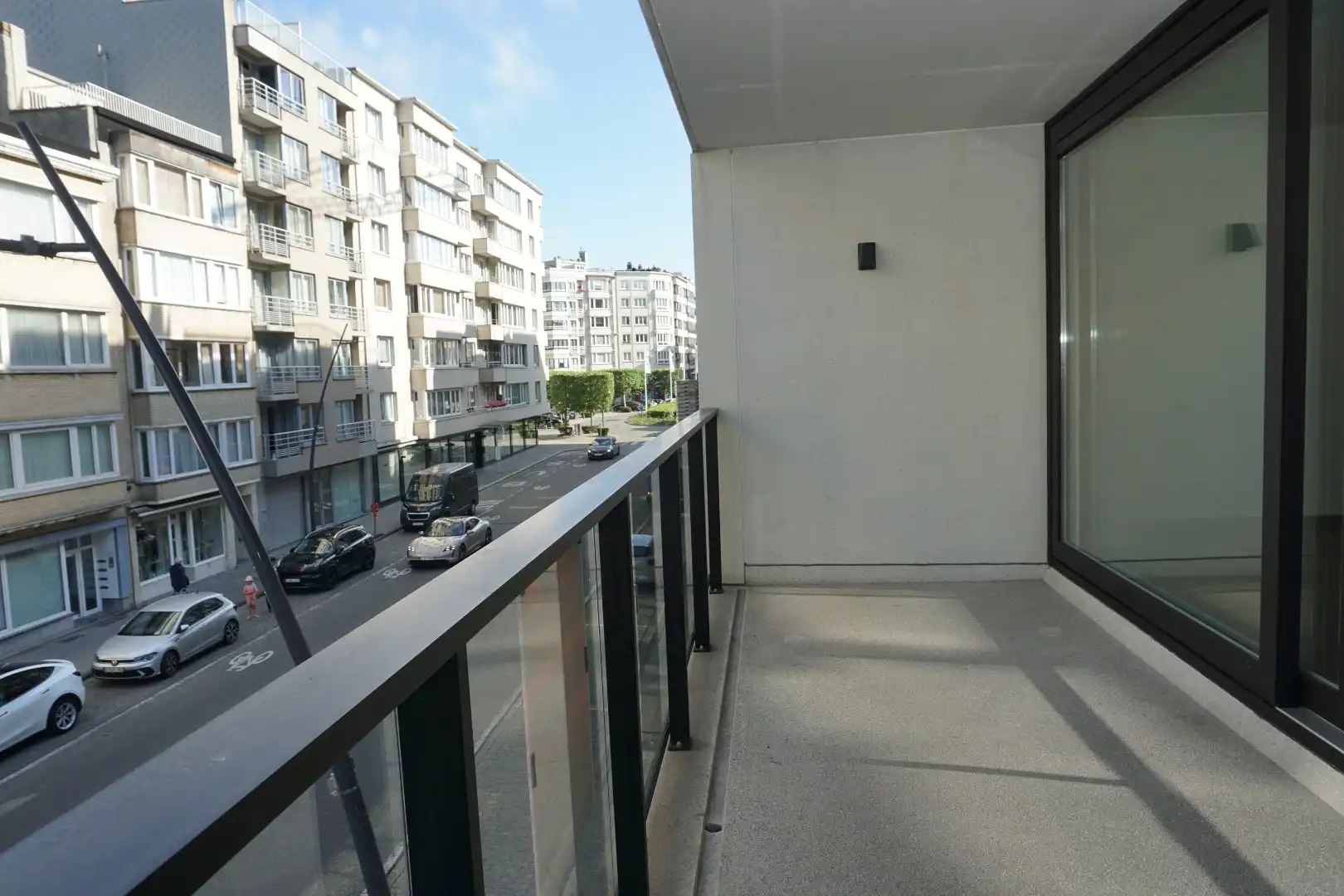 Recent appartement met ruim terras in centrum Oostende foto 4