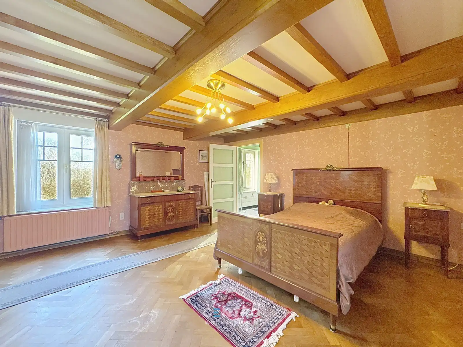 Uiterst CHARMANTE woning aan INTERESSANTE prijs te Brugge! foto 14