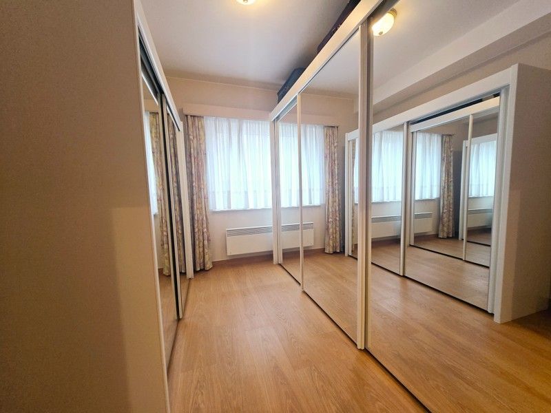 Ruim en instapklaar appartement met ondergrondse autostaanplaats foto 16