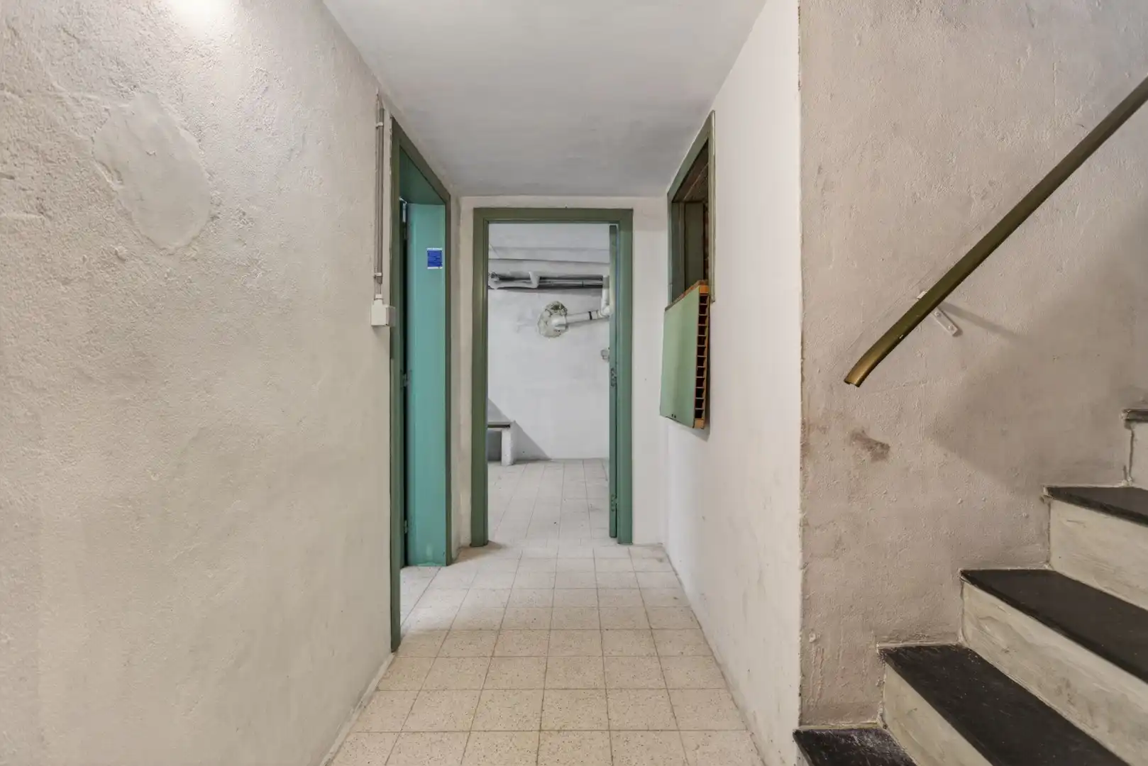 Ruime gelijkvloerse woning met veel potentieel op rustige ligging in Mol foto 38