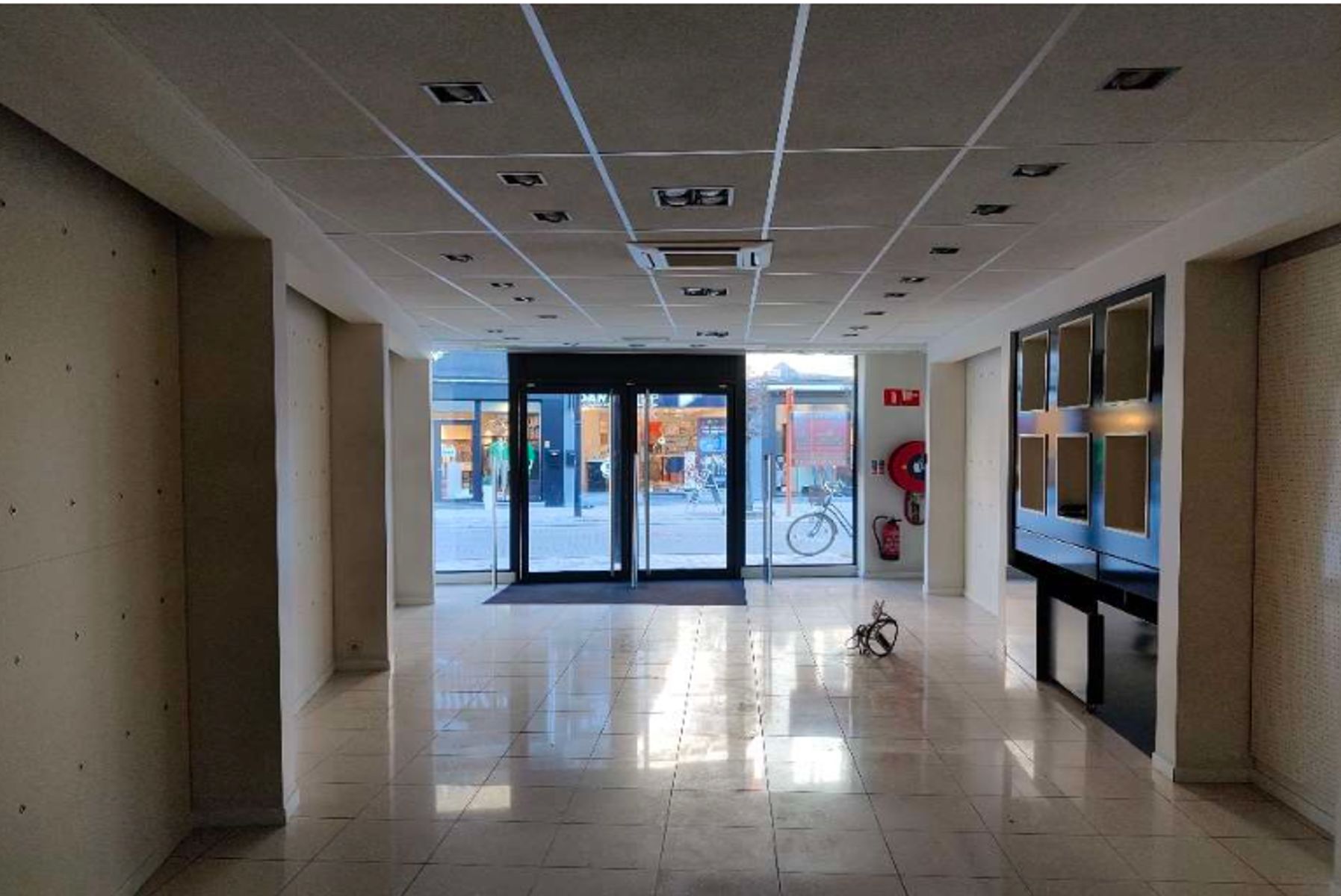 Instapklaar Handelspand op Toplocatie in de Nieuwstraat foto 2