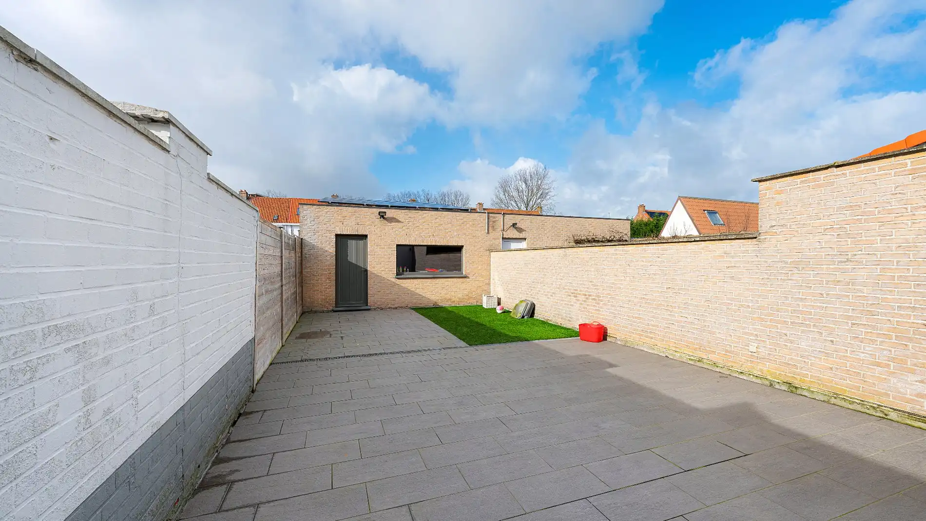  Instapklare en ruime gezinswoning met dubbele garage in het hart van Zeebrugge. foto 10