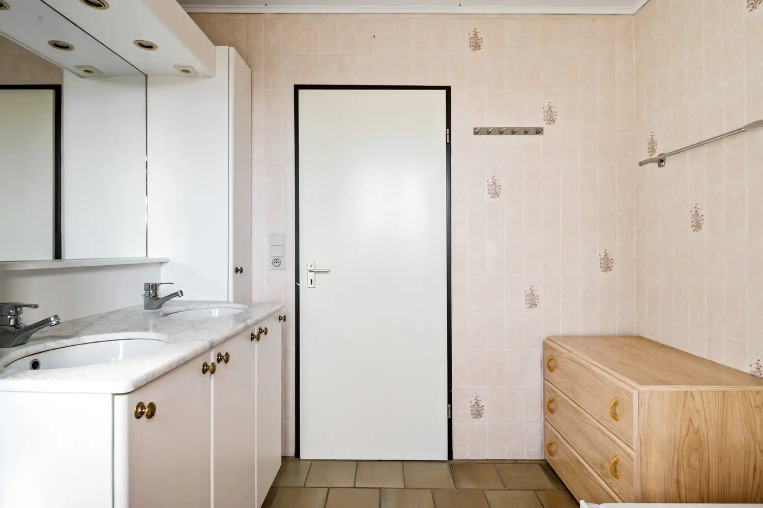 Lichtrijk appartement met 3 slpkrs te Grasheide foto 23