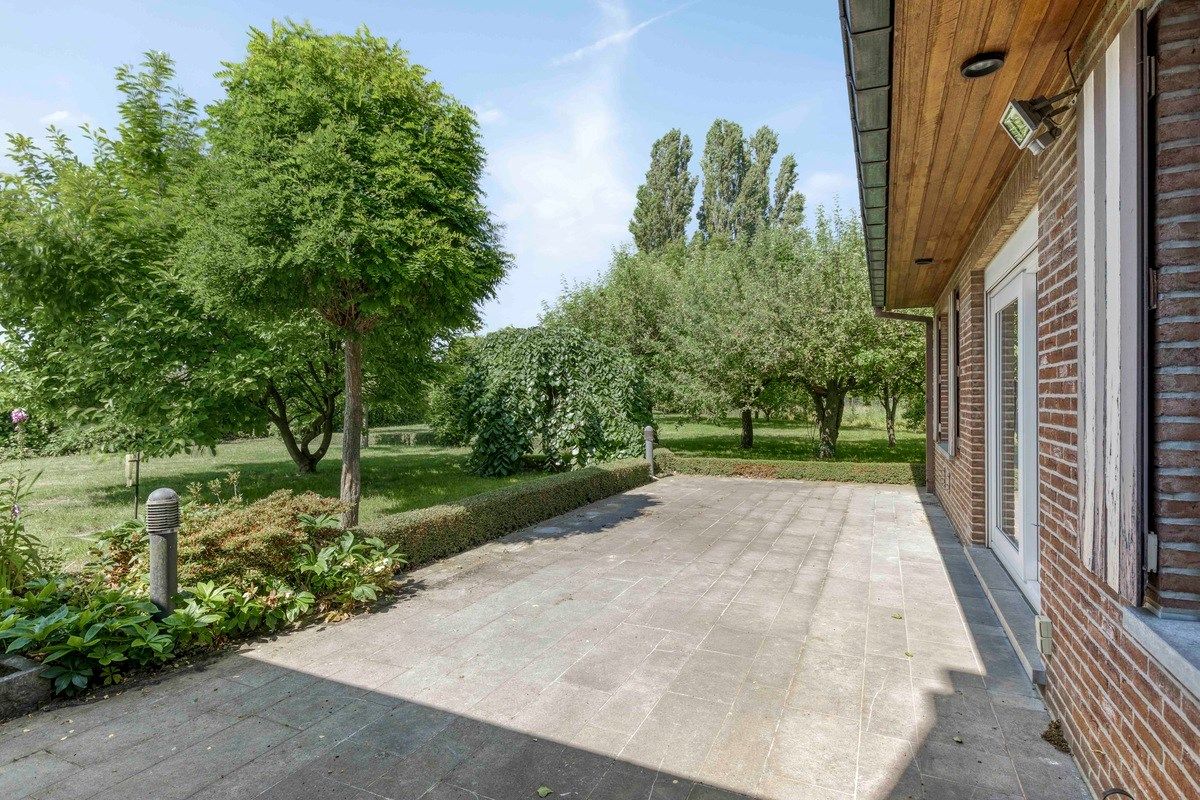 Ruime villa te Gaasbeek foto 16