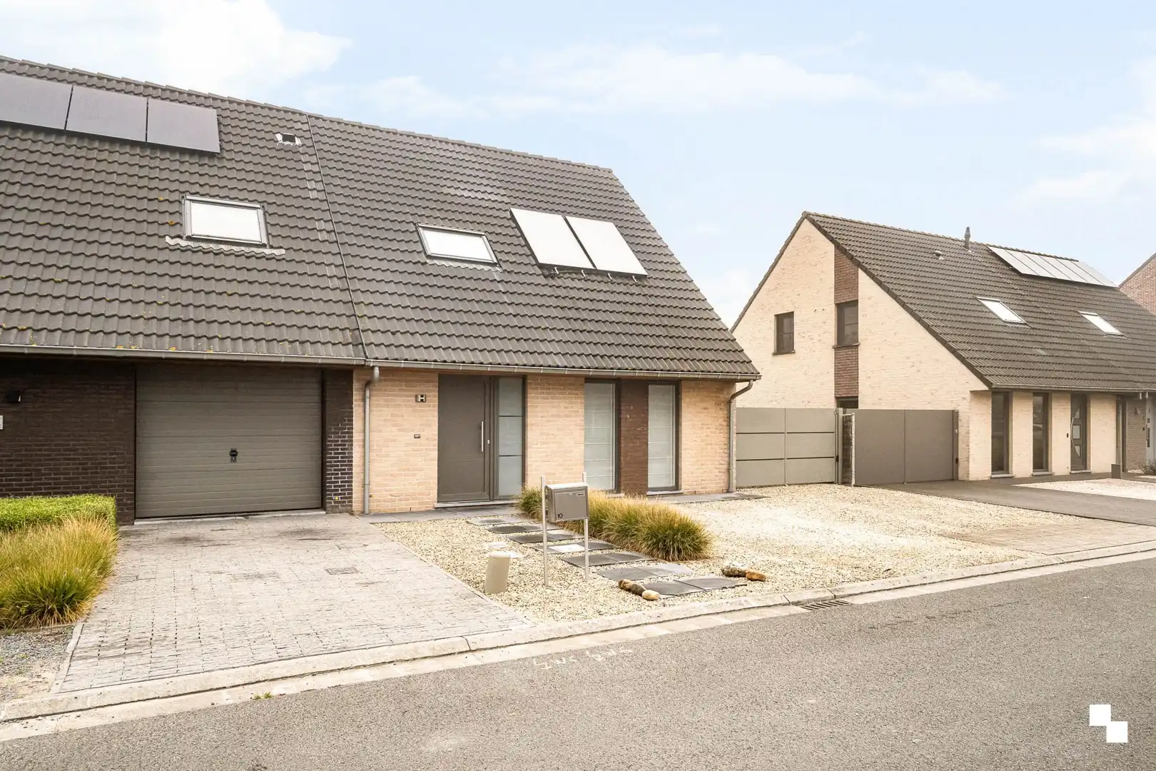 Instapklare starterswoning in Oostrozebeke foto {{pictureIndex}}