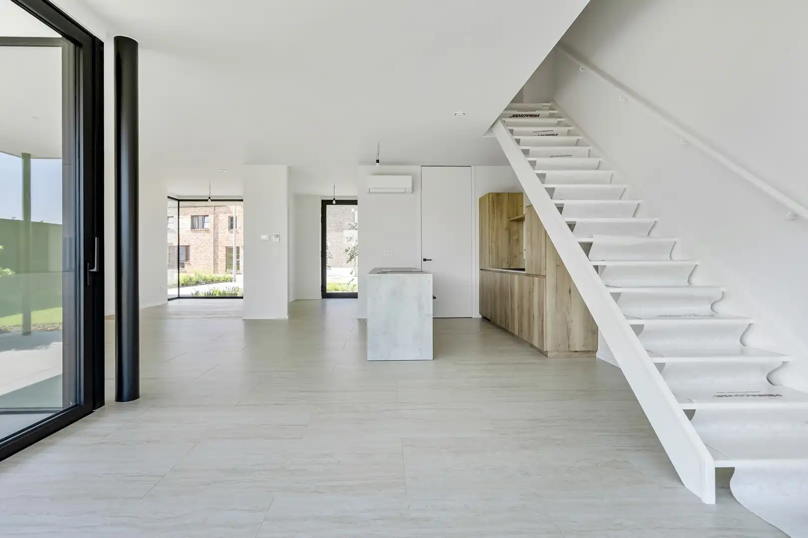 Moderne nieuwbouwwoning met hoogwaardige afwerking in Sint-Truiden (Wilderen).  Aankoop aan 6% btw mogelijk onder voorwaarden. foto 18